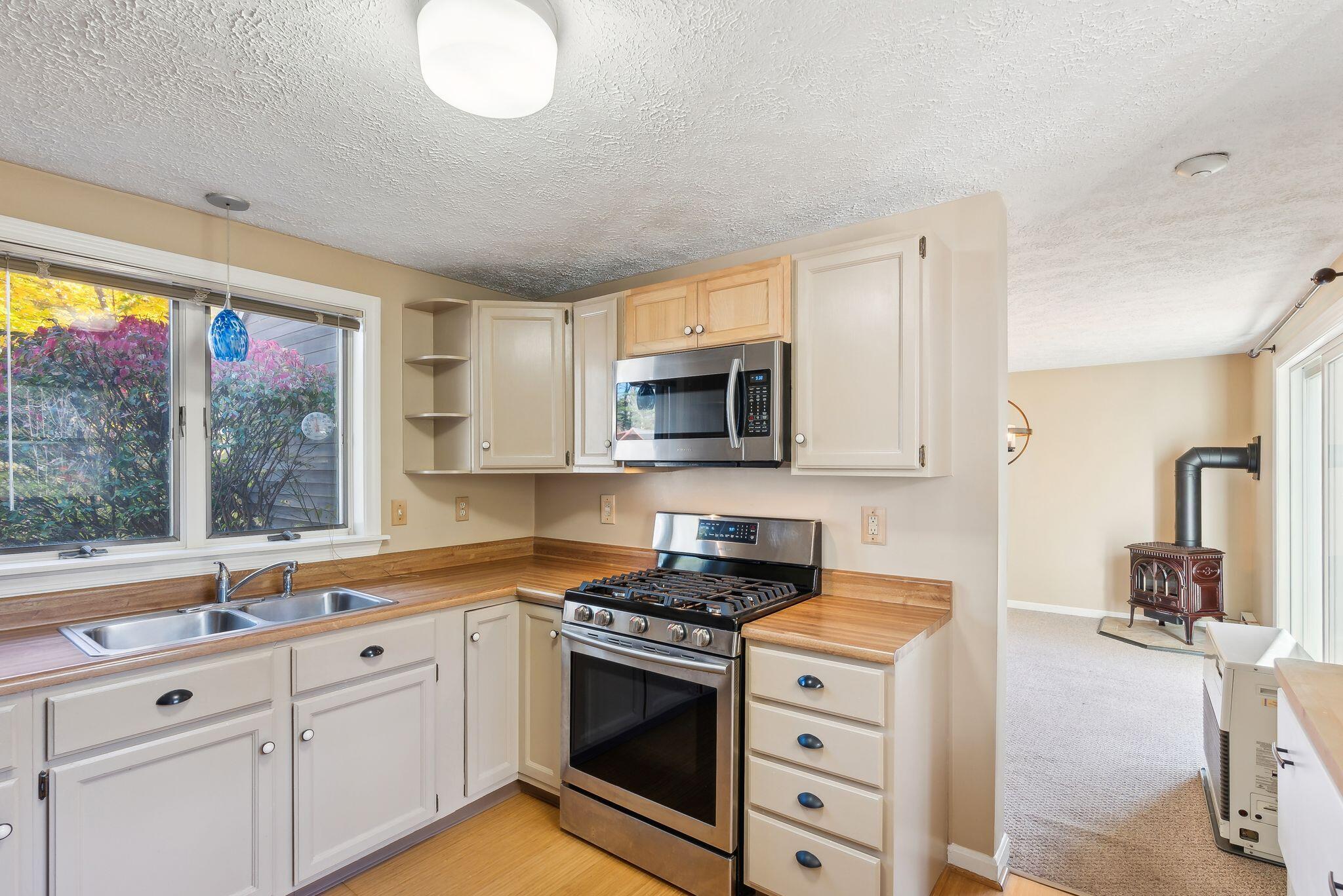 21 Cluf Bay Road, 21