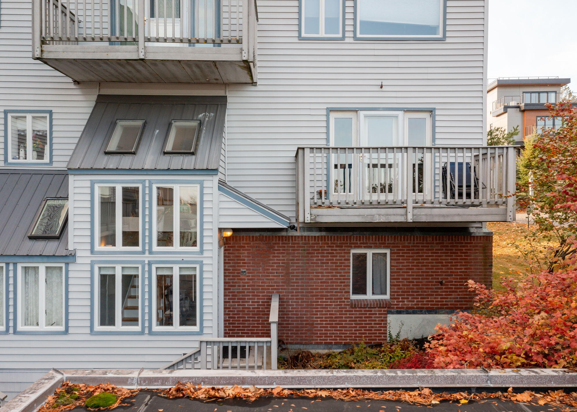 149 Fort Road, 4