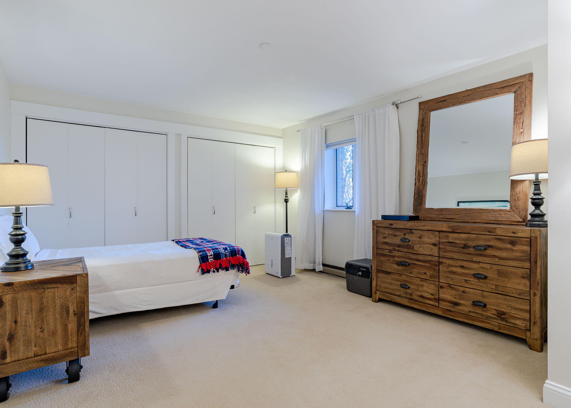 149 Fort Road, 4