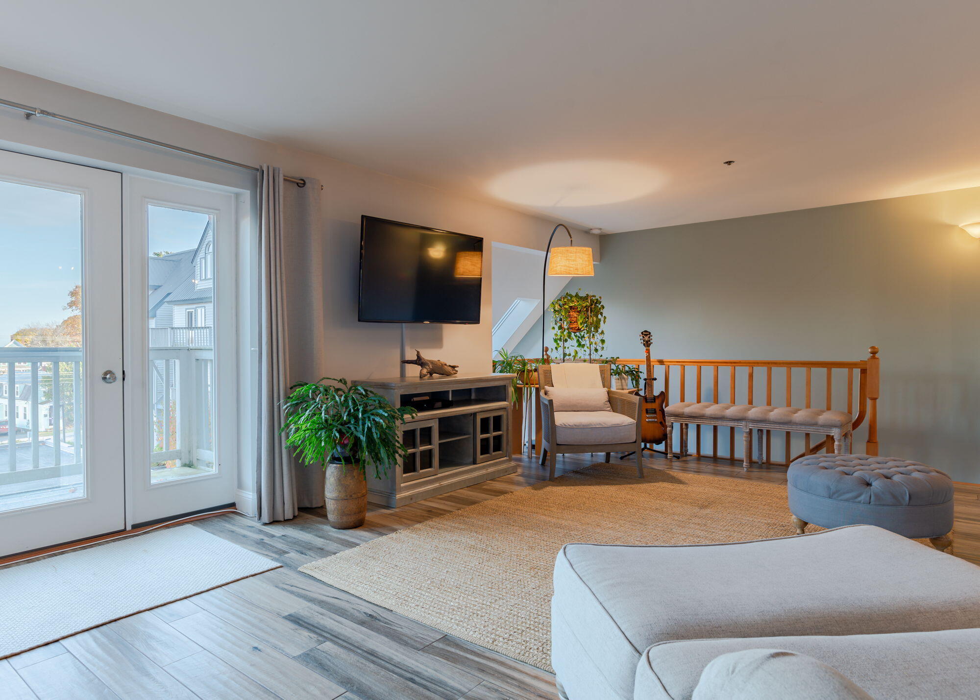 149 Fort Road, 4