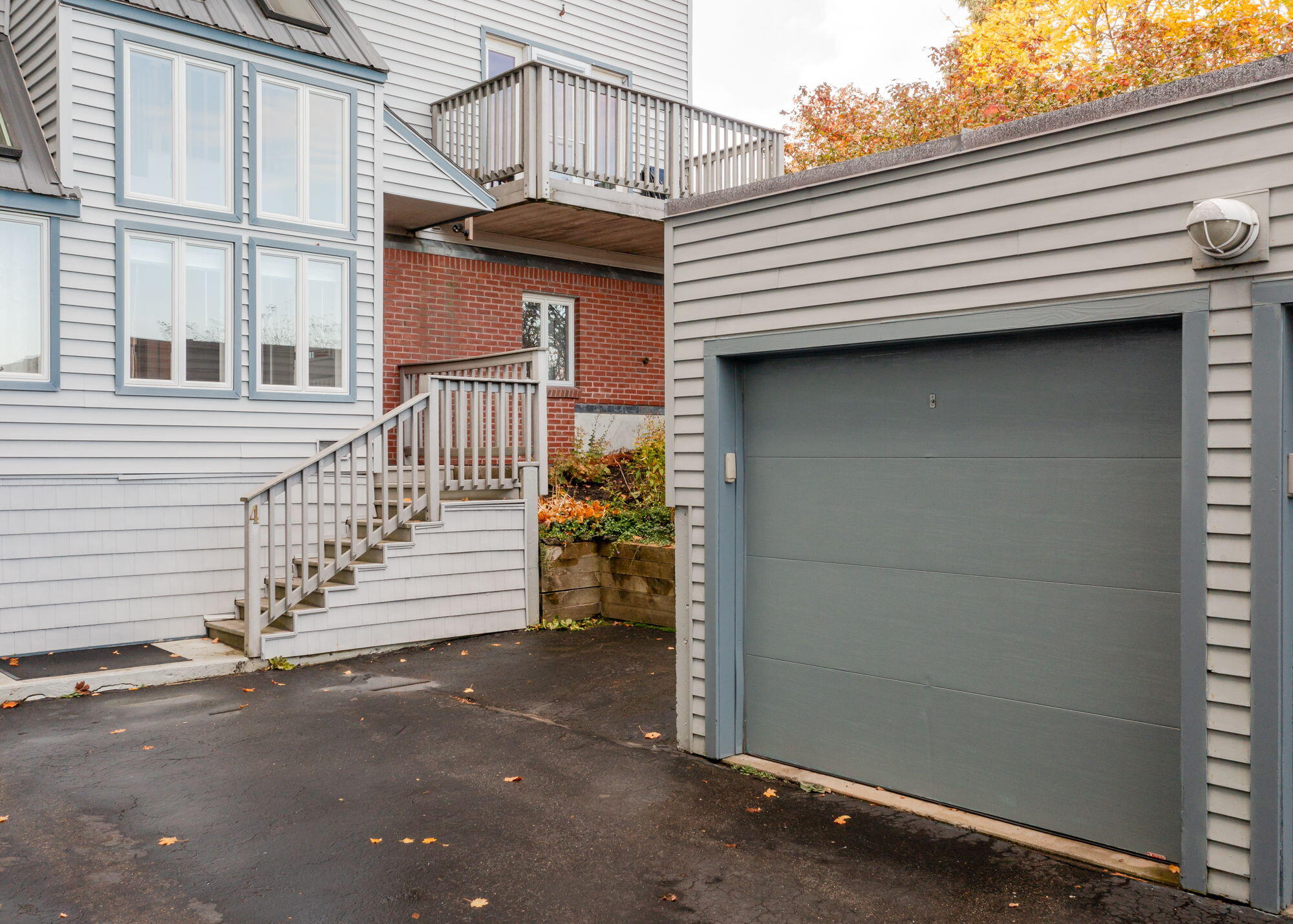 149 Fort Road, 4