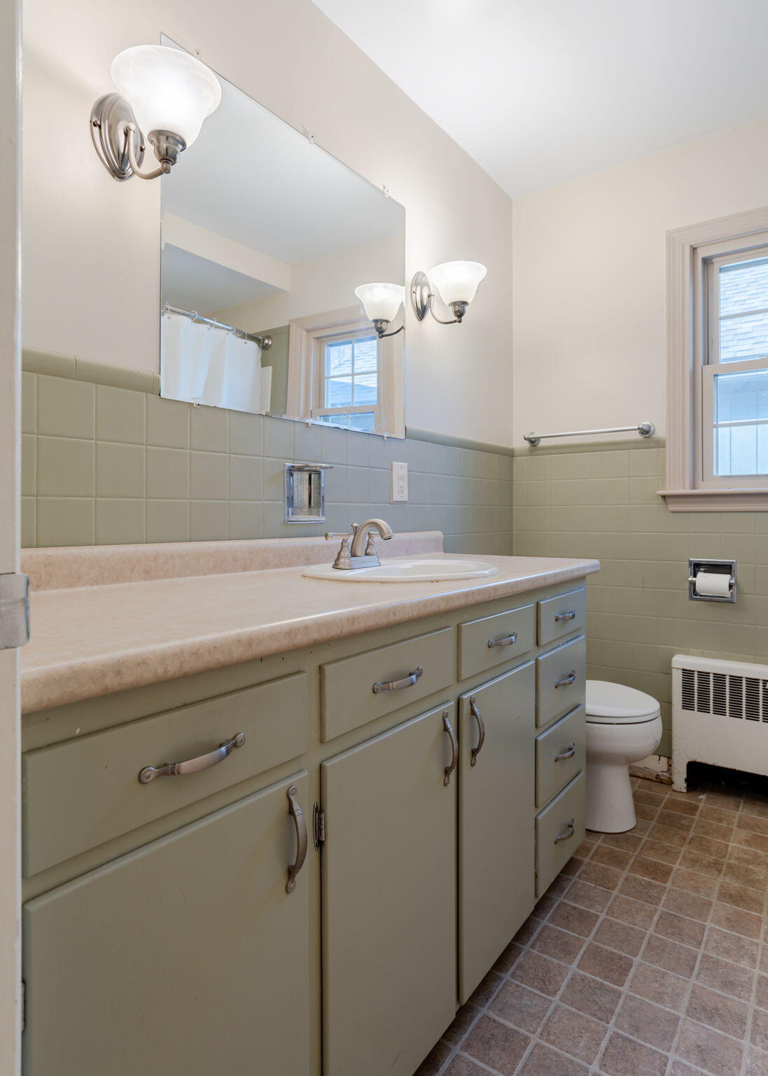 513 Roosevelt Trail