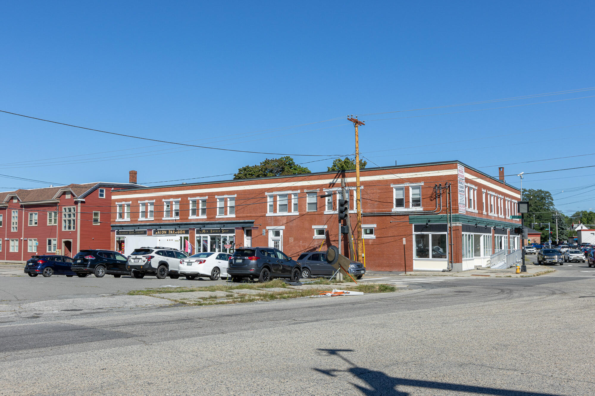 1190 Forest Avenue