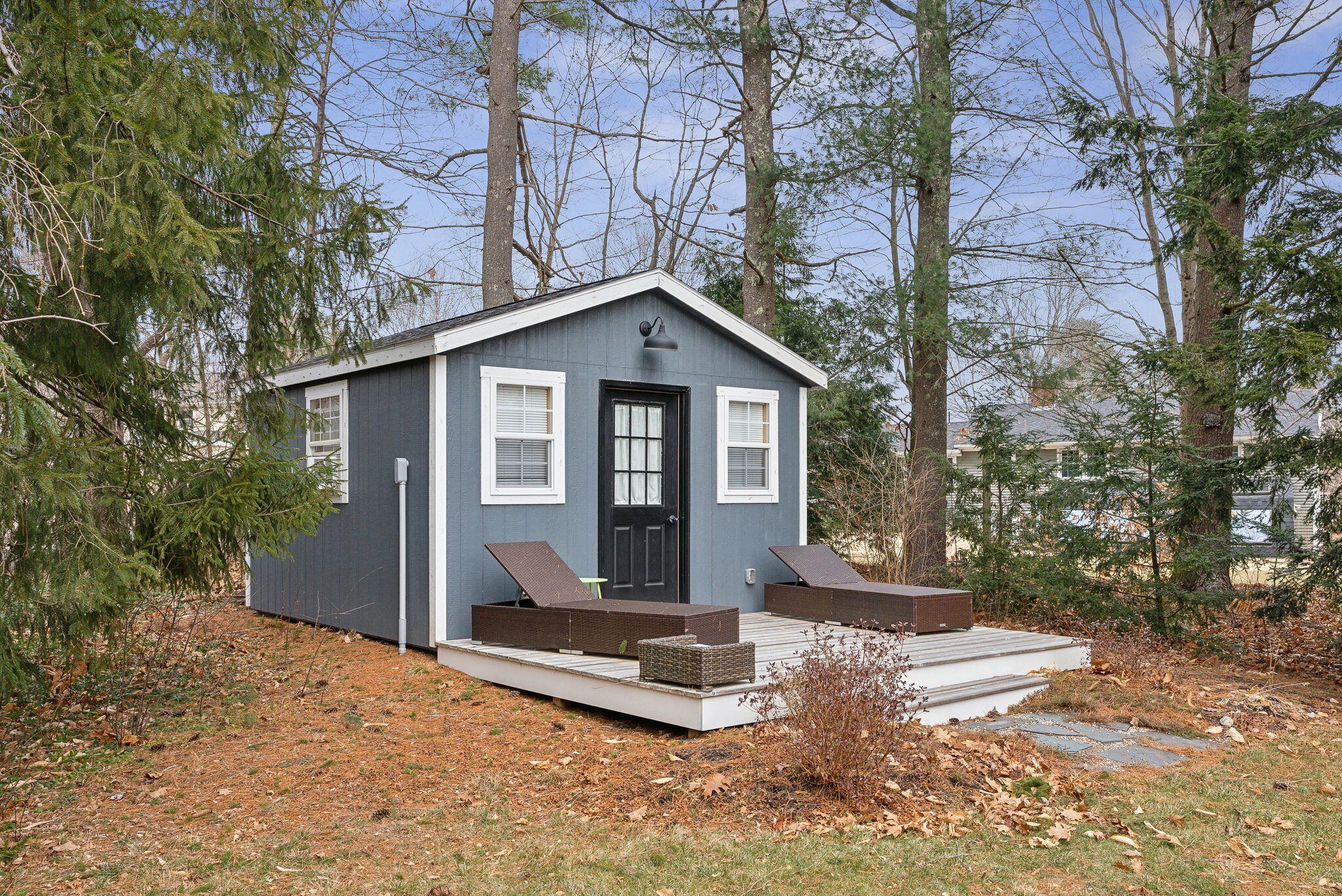 18 Hillcrest Drive