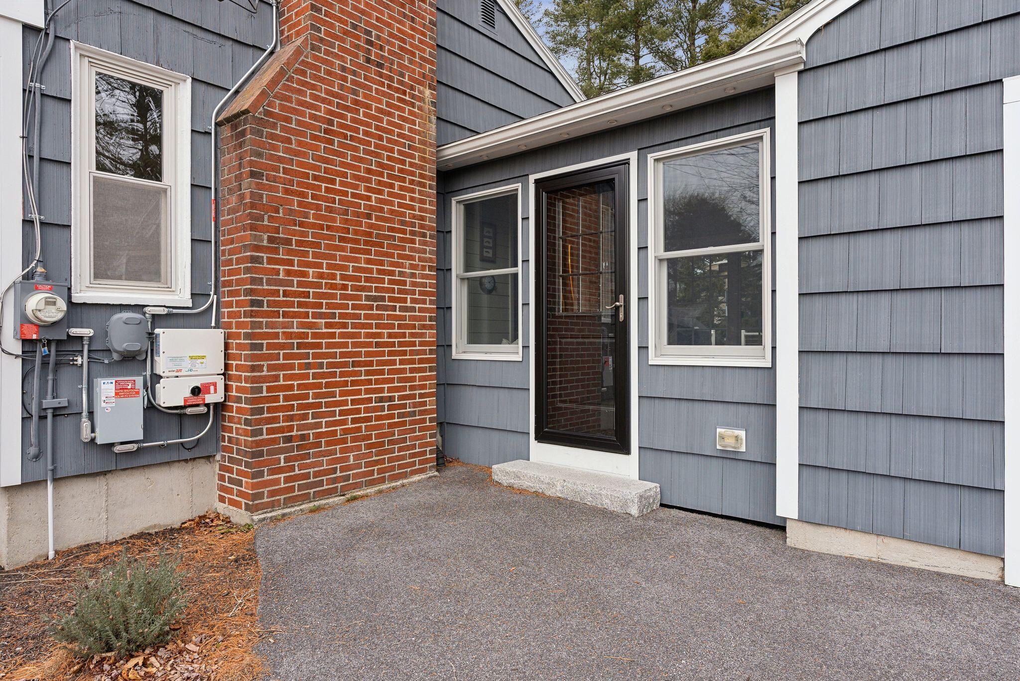 18 Hillcrest Drive