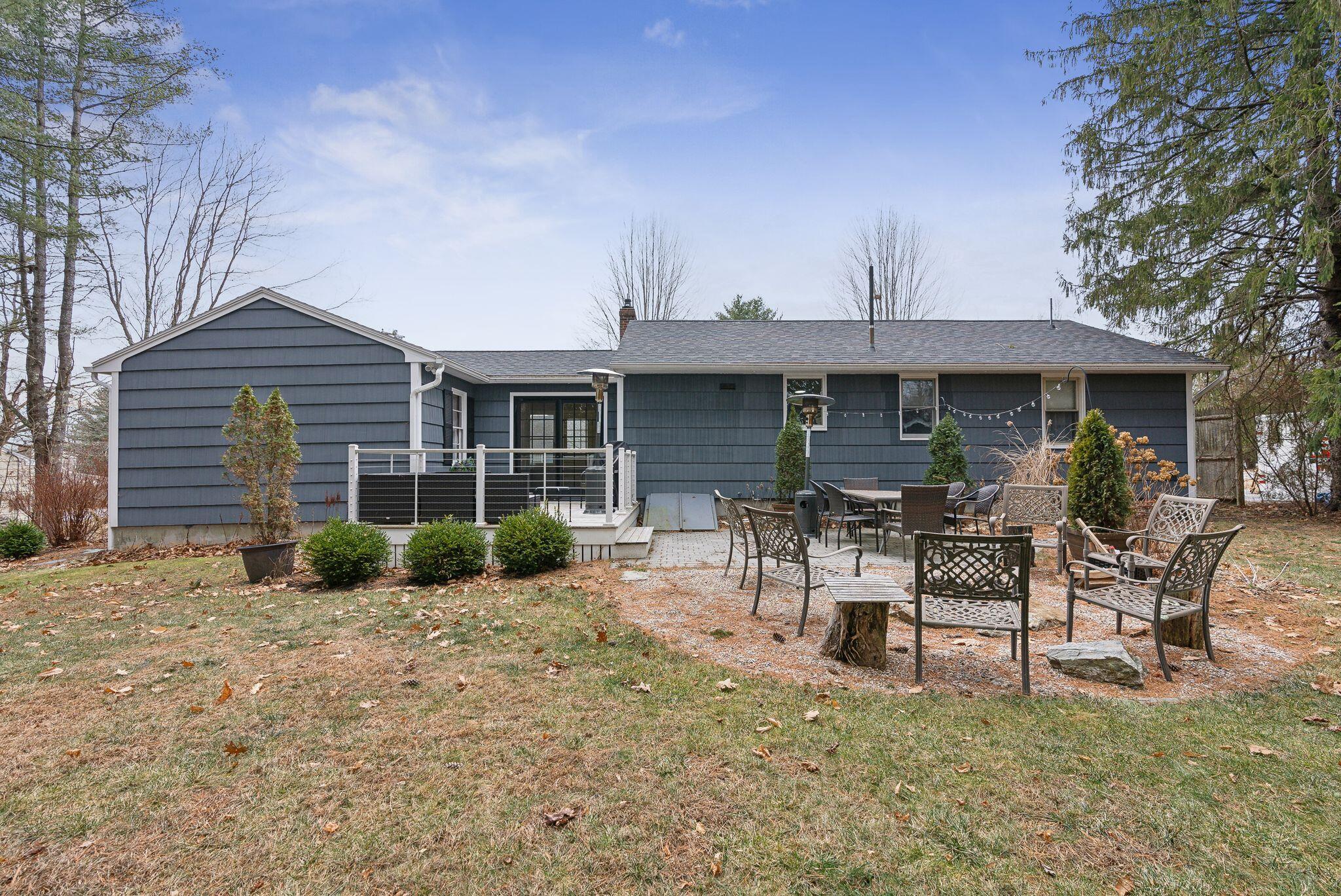 18 Hillcrest Drive
