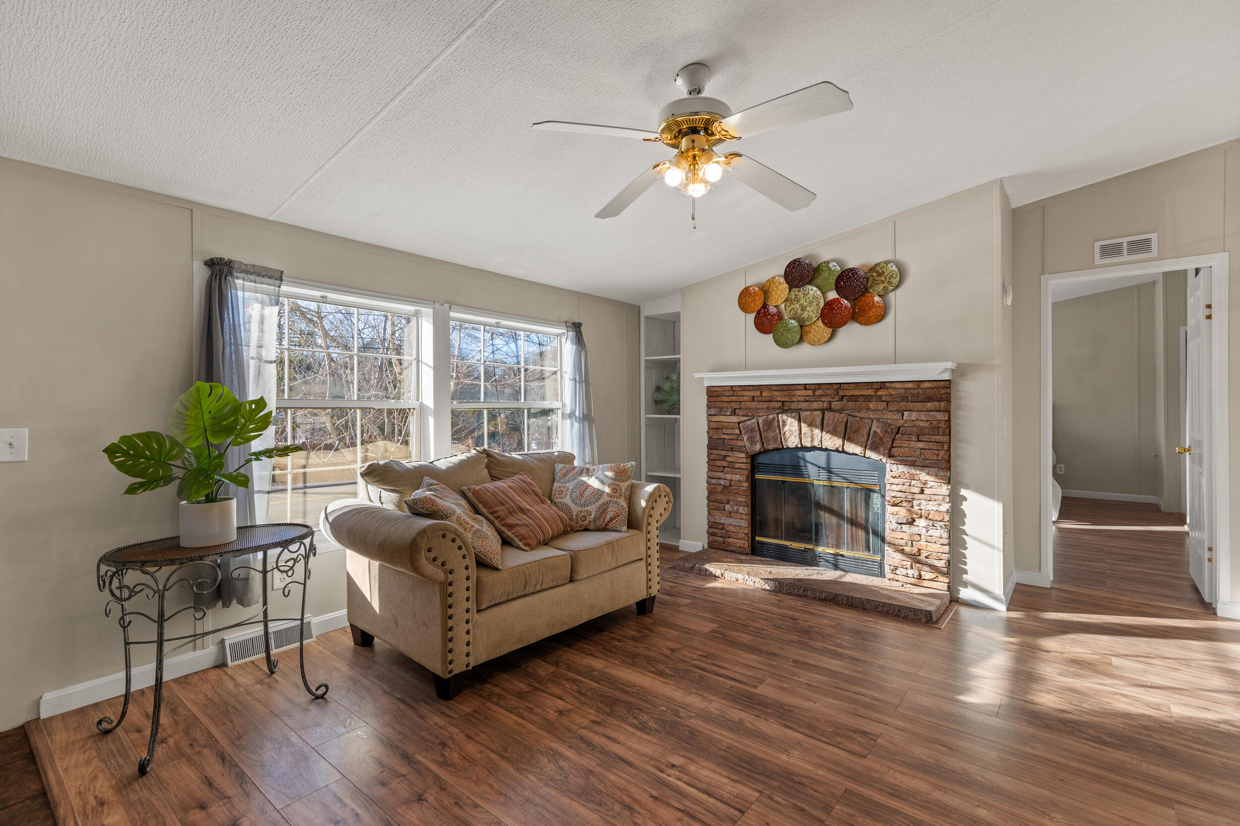 105 Ledgewood Drive