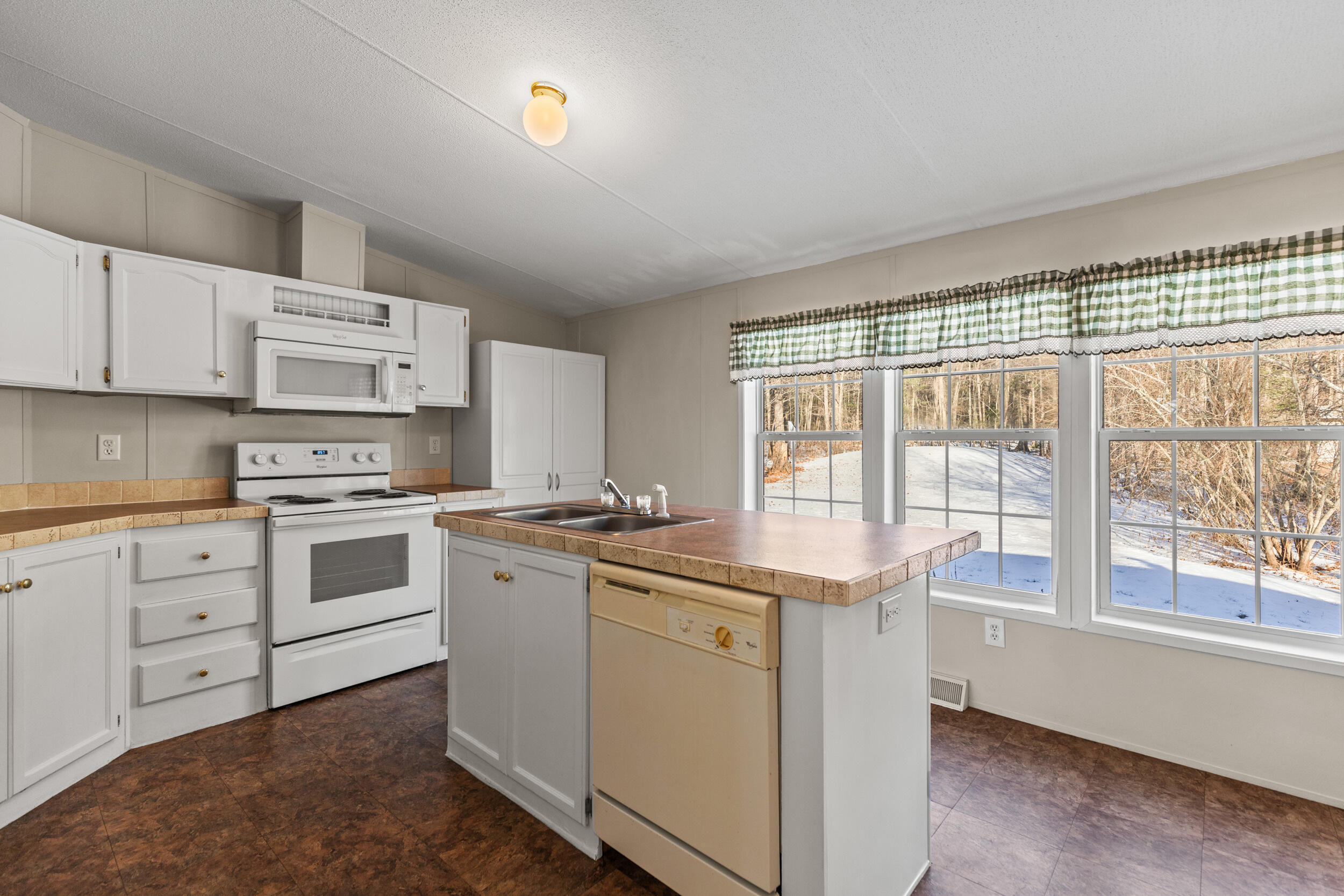 105 Ledgewood Drive
