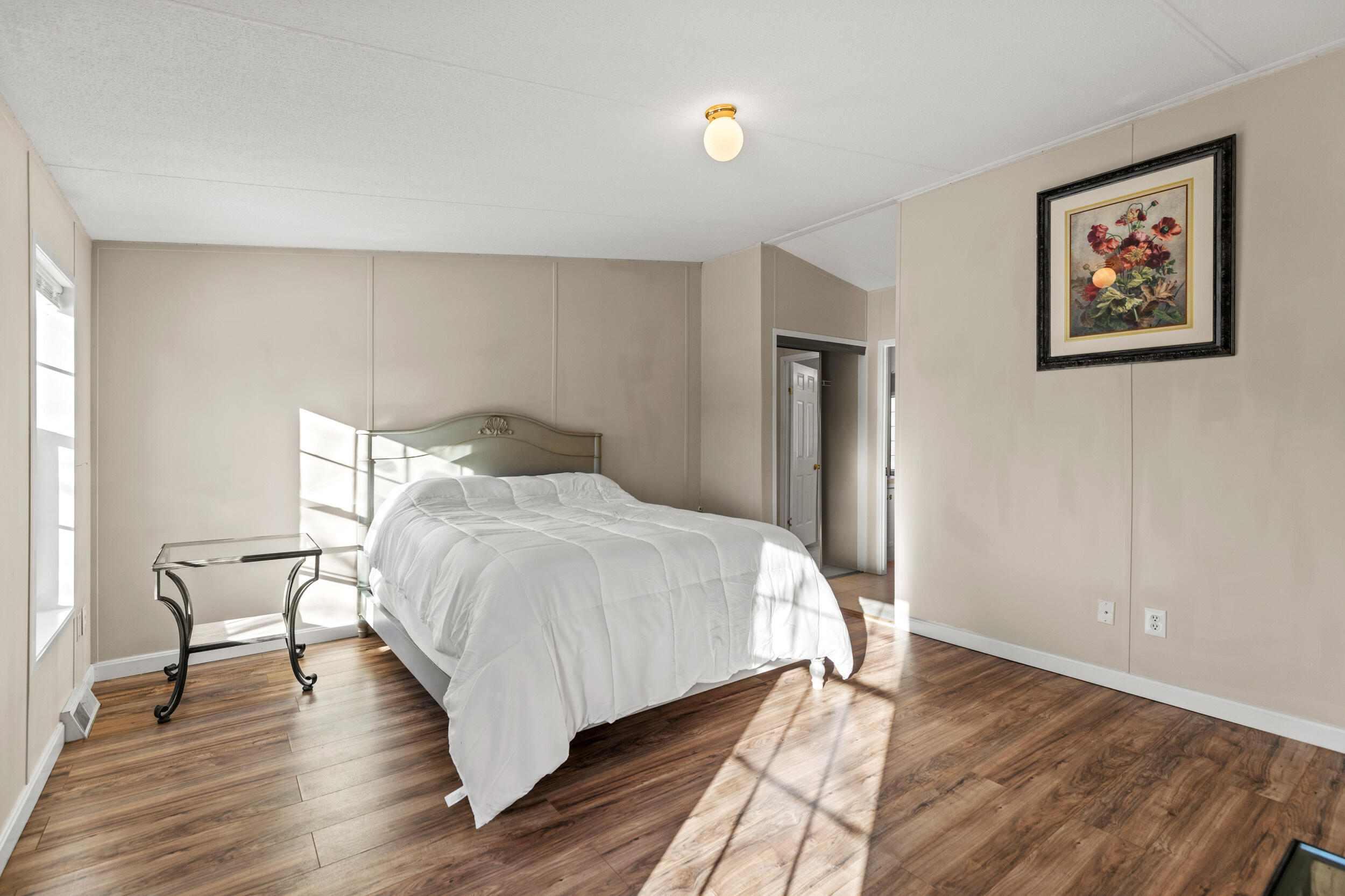 105 Ledgewood Drive