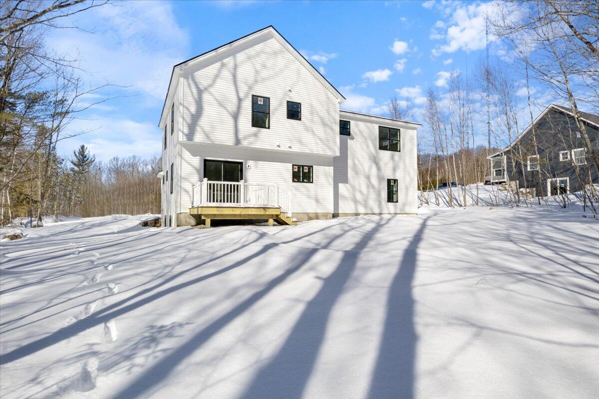 17 Aerie Drive