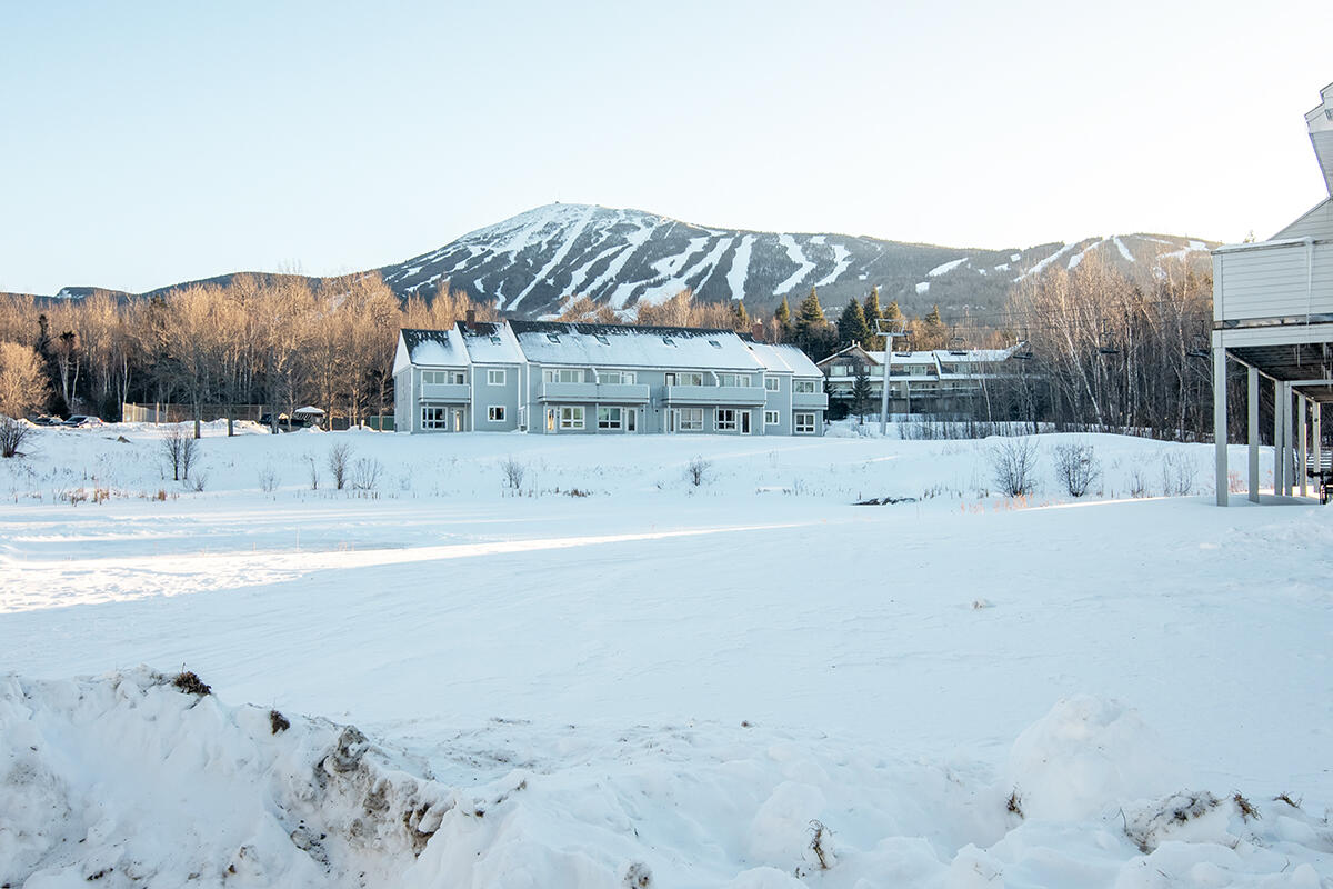 2649 Alder Brook Lane, 2649