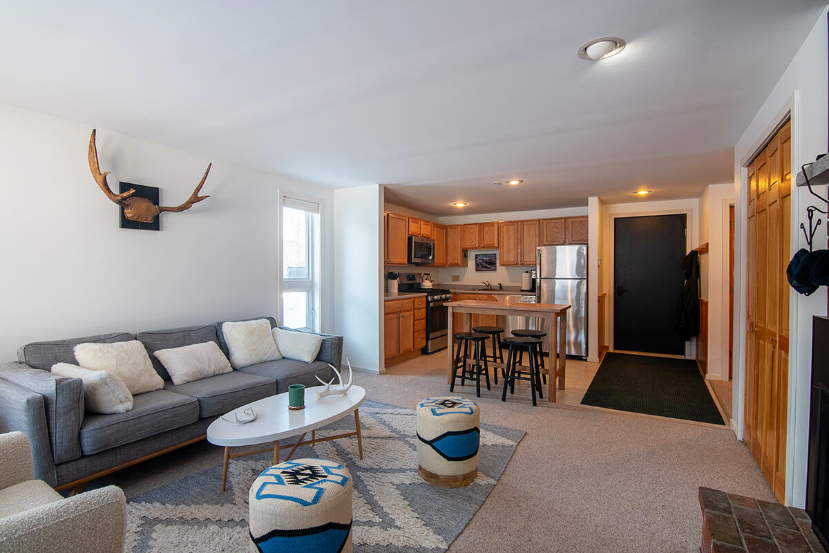 2649 Alder Brook Lane, 2649