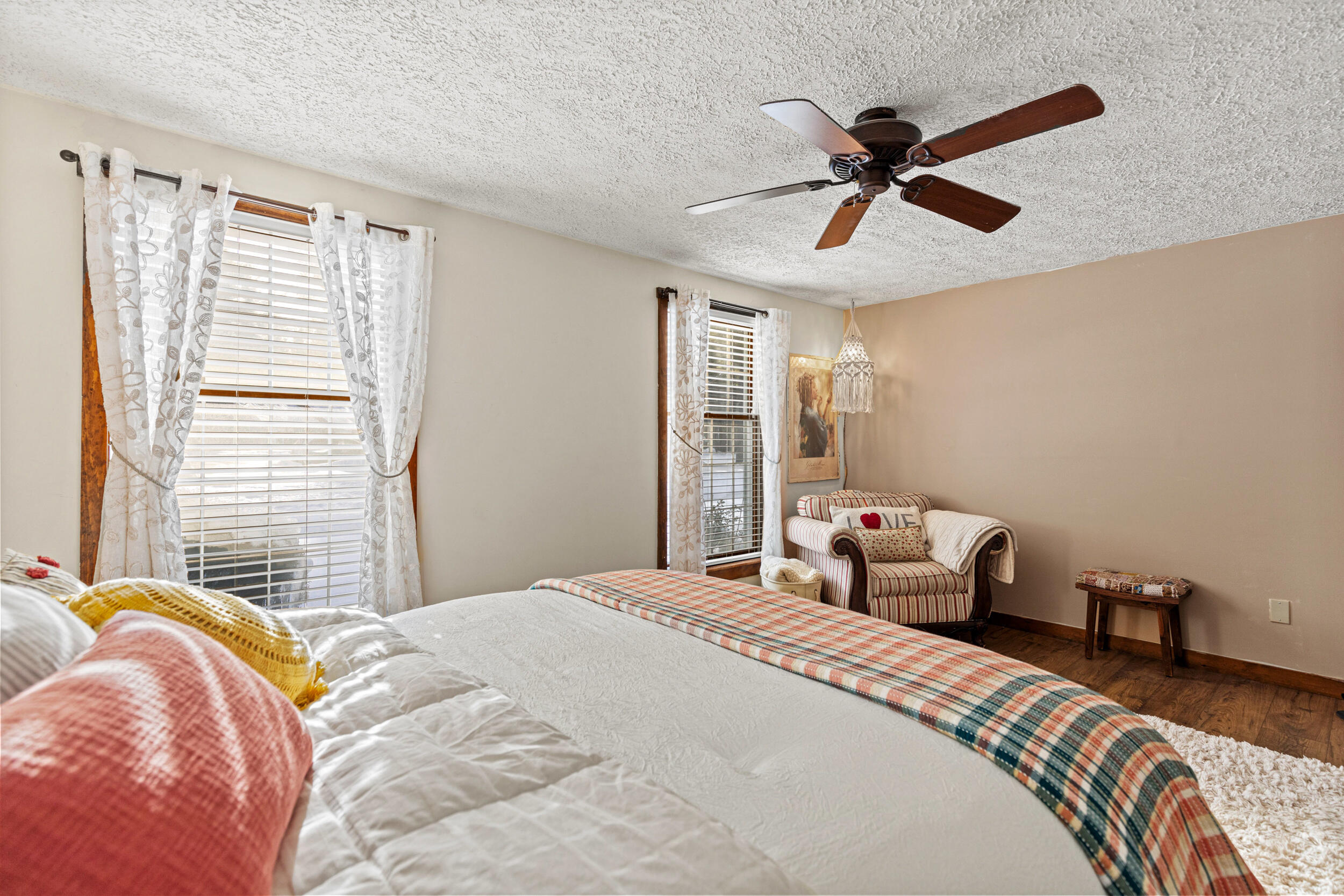 14 Ward Circle, 14