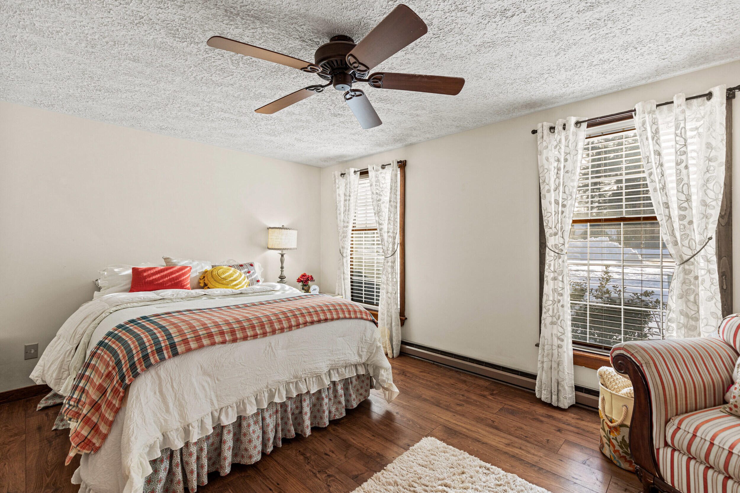 14 Ward Circle, 14