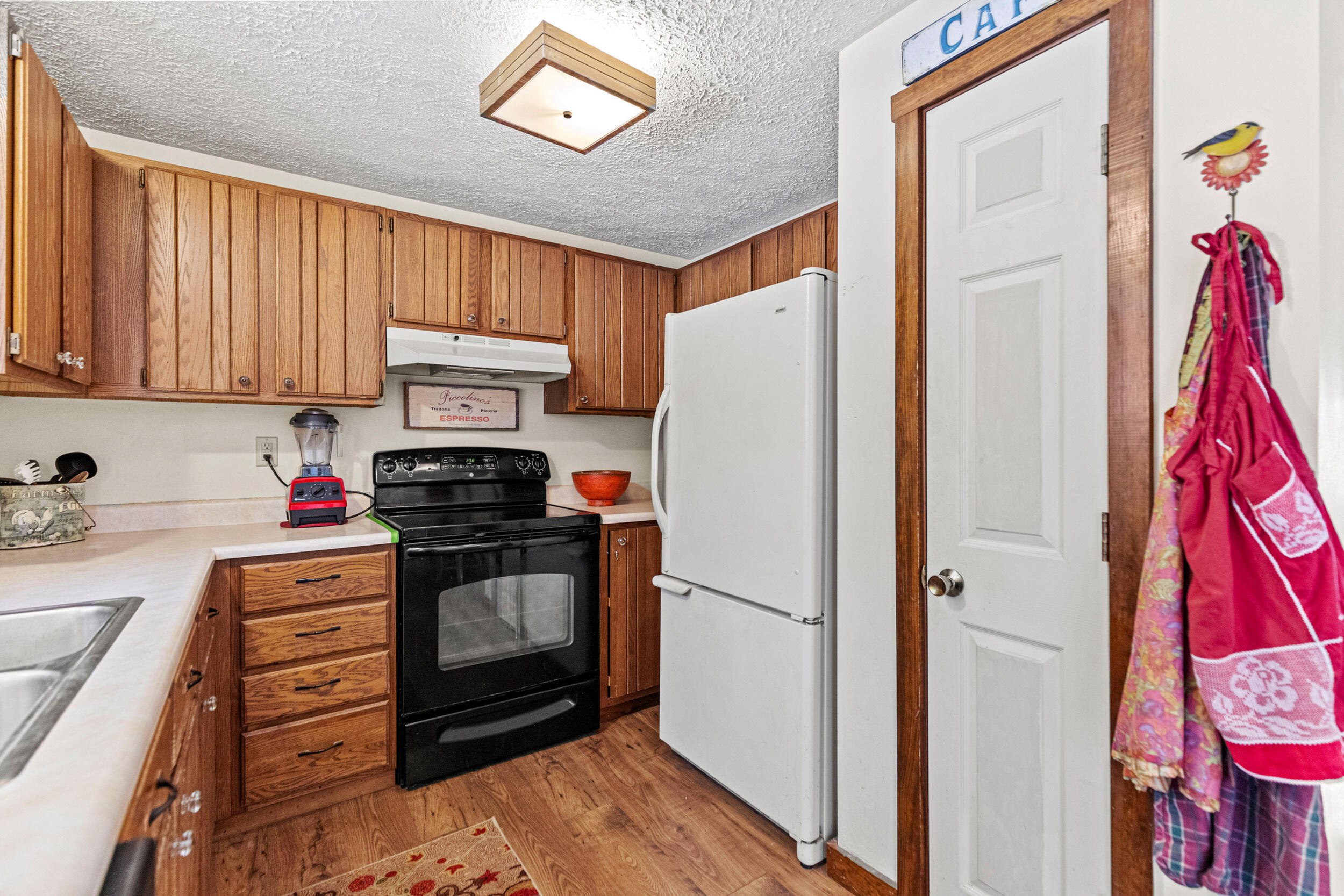 14 Ward Circle, 14