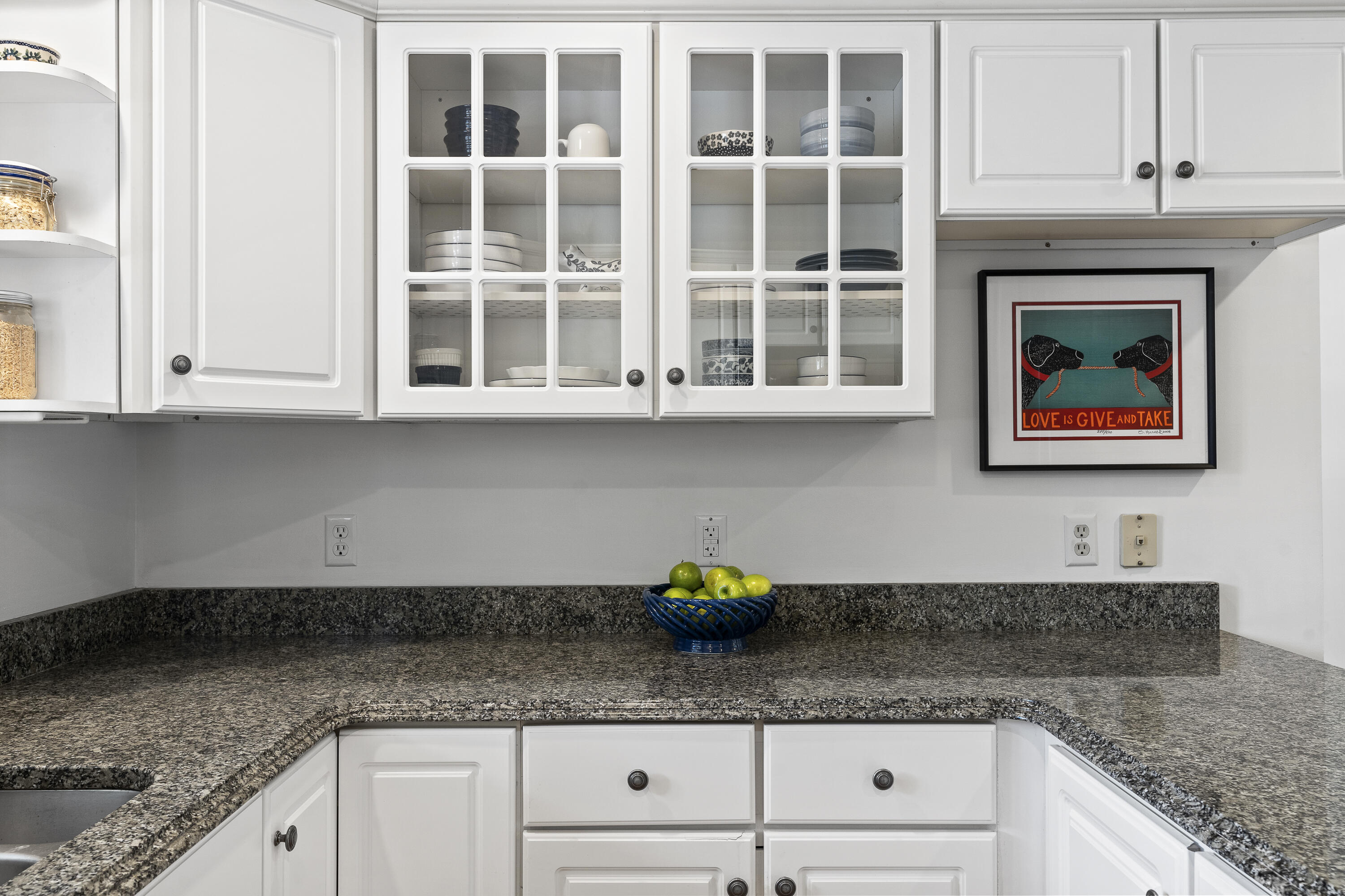 6 Juneberry Court, 6