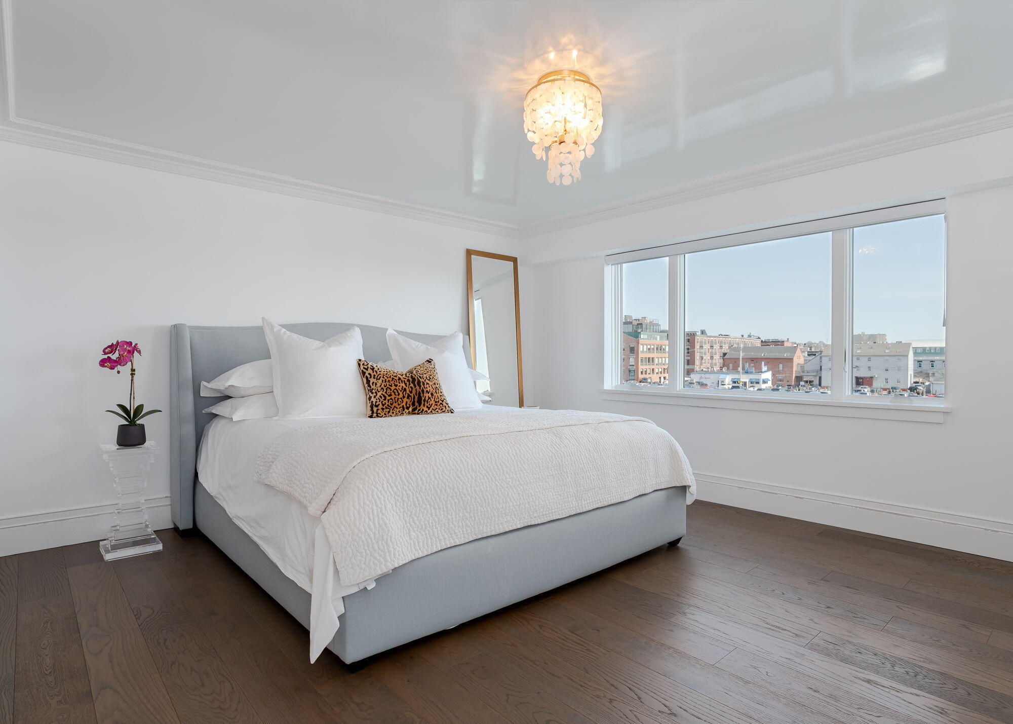 711 Chandlers Wharf, 711