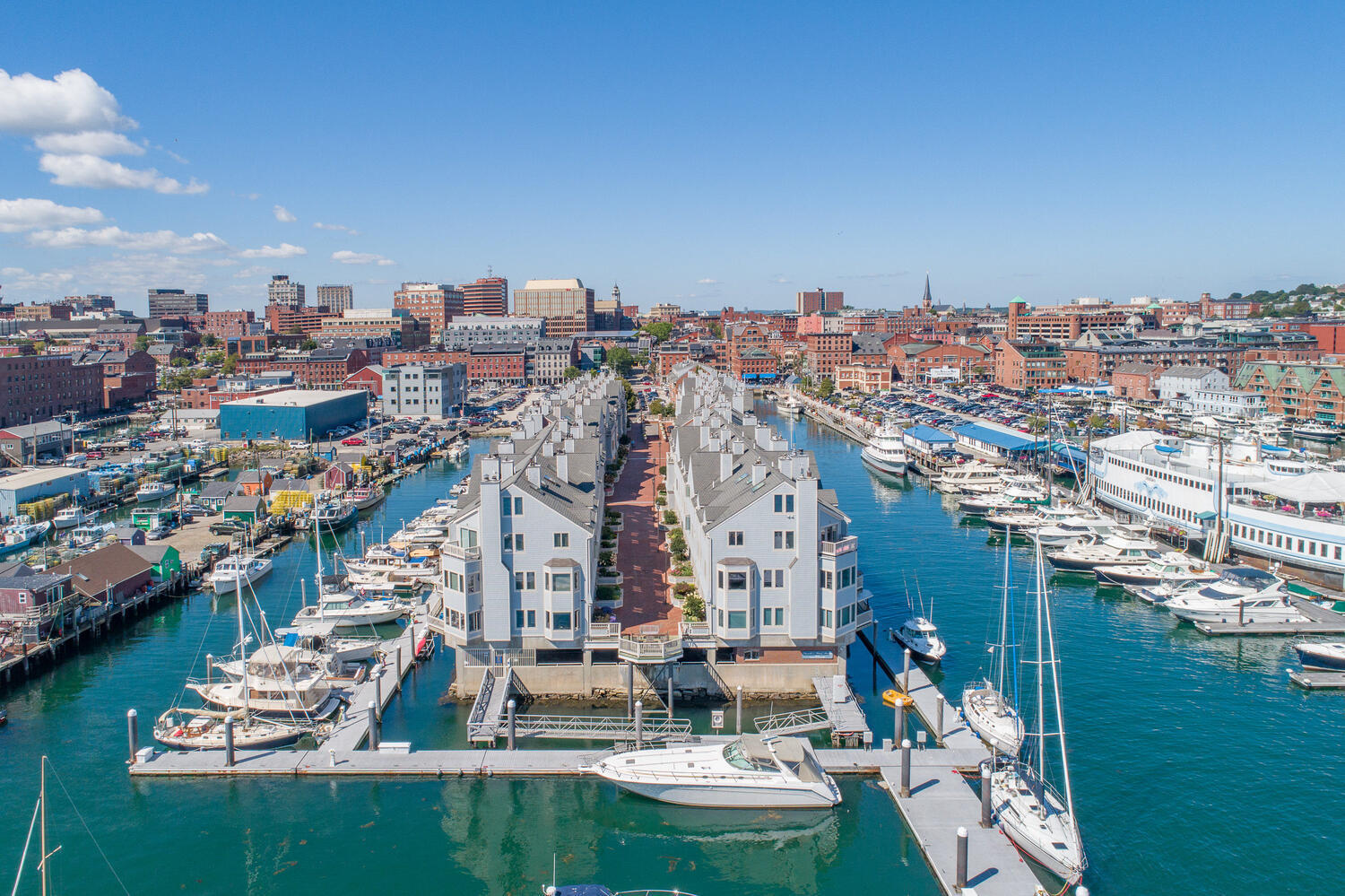711 Chandlers Wharf, 711