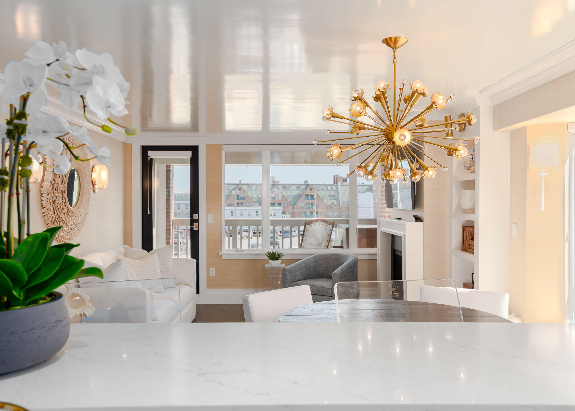 711 Chandlers Wharf, 711