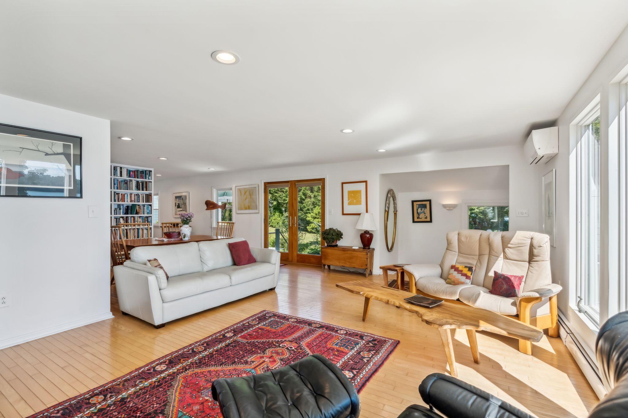 14 Sandy Beach Road