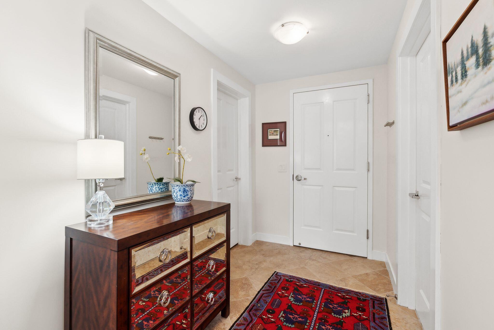 135 Sheridan Street, 307