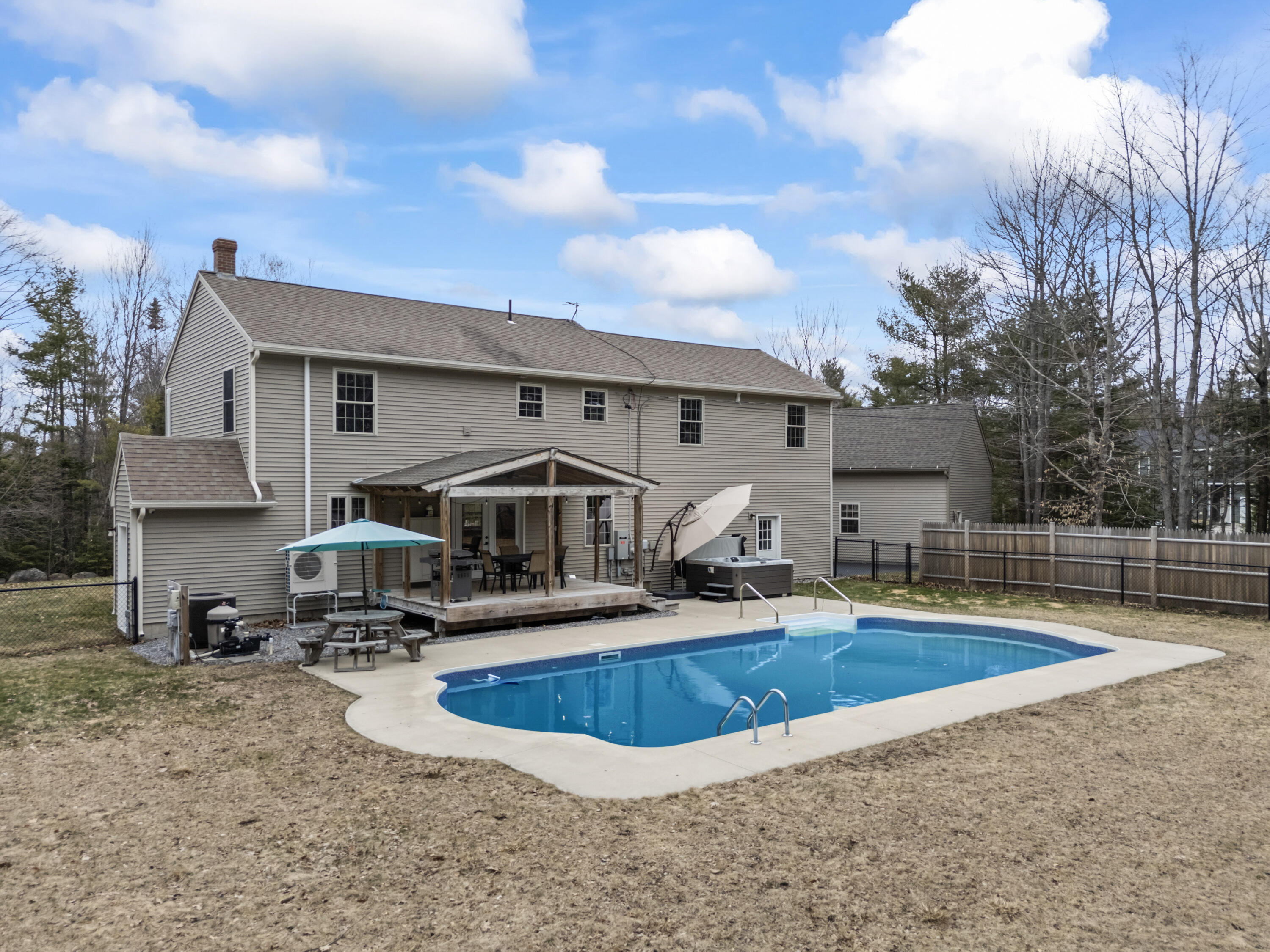 33 Beaver Woods Drive
