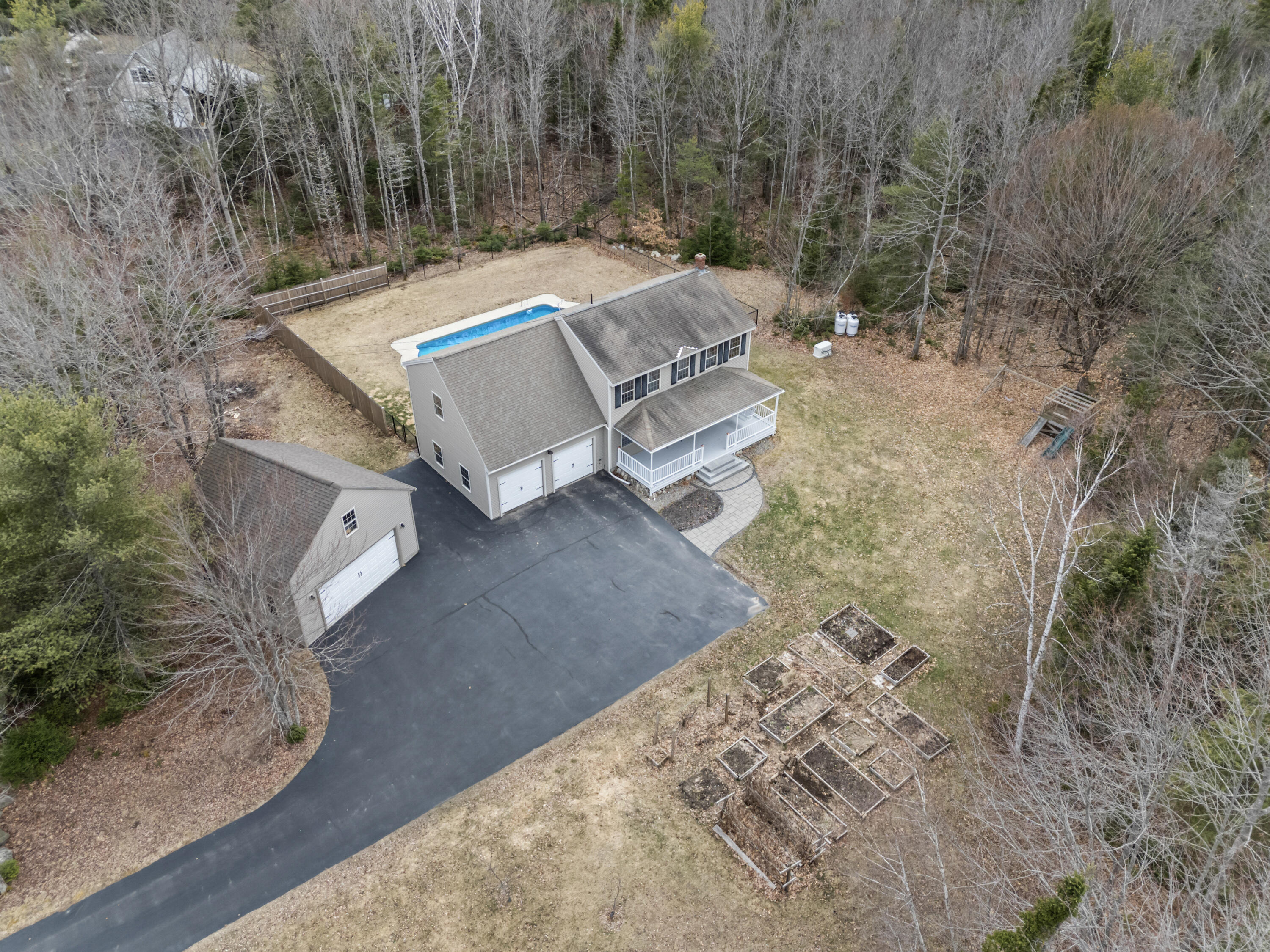 33 Beaver Woods Drive