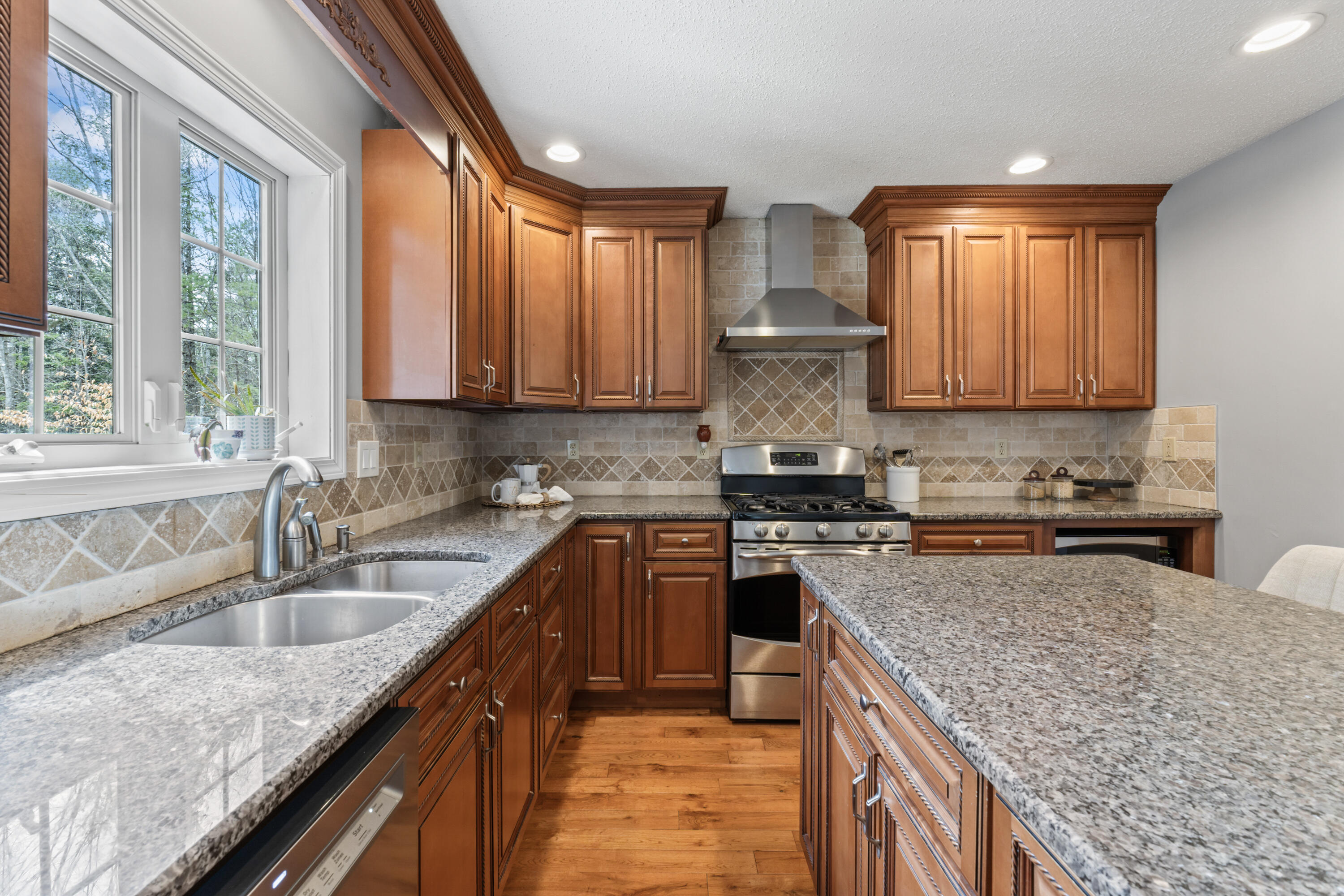 33 Beaver Woods Drive