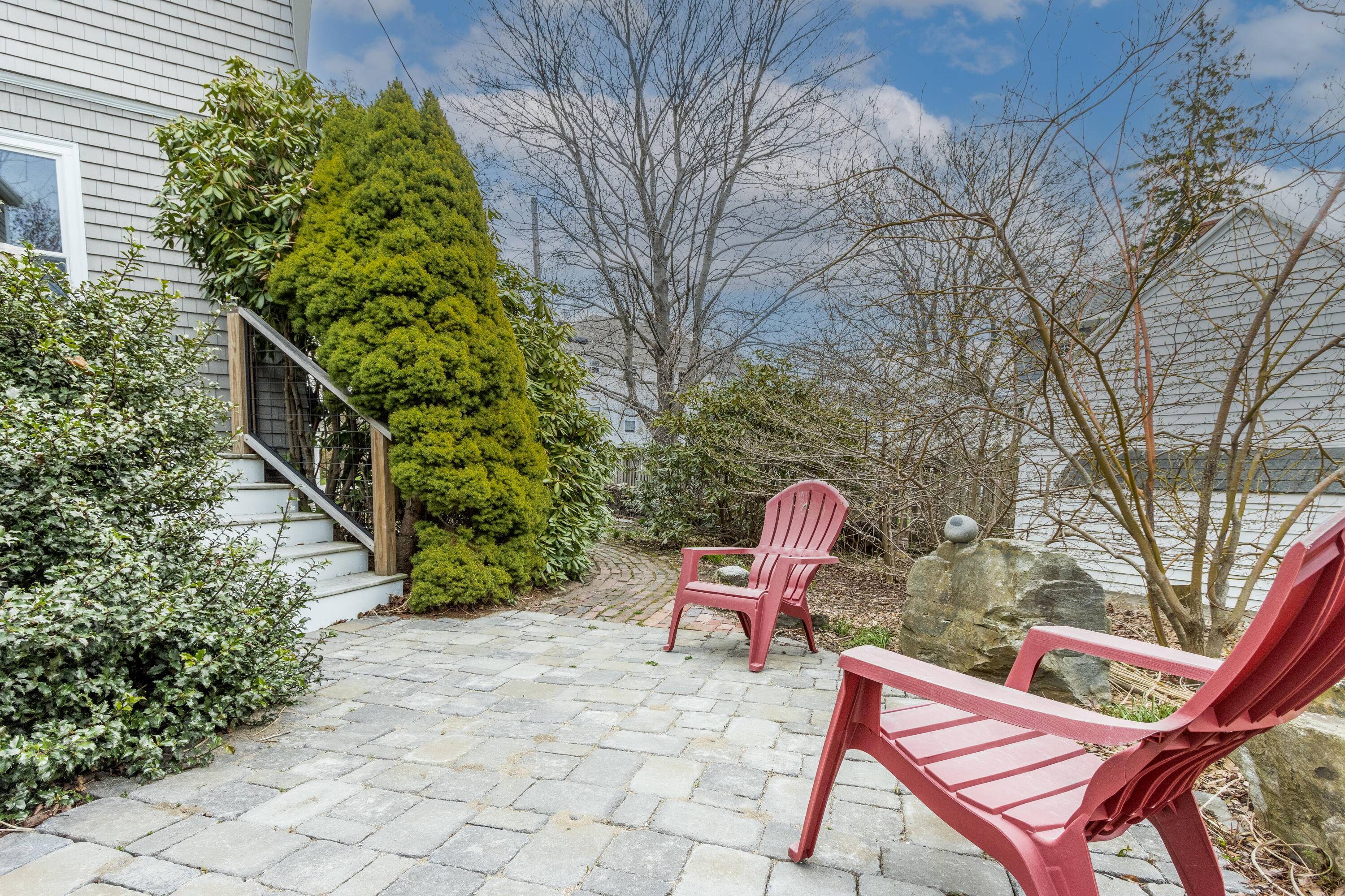 41 Warren Avenue