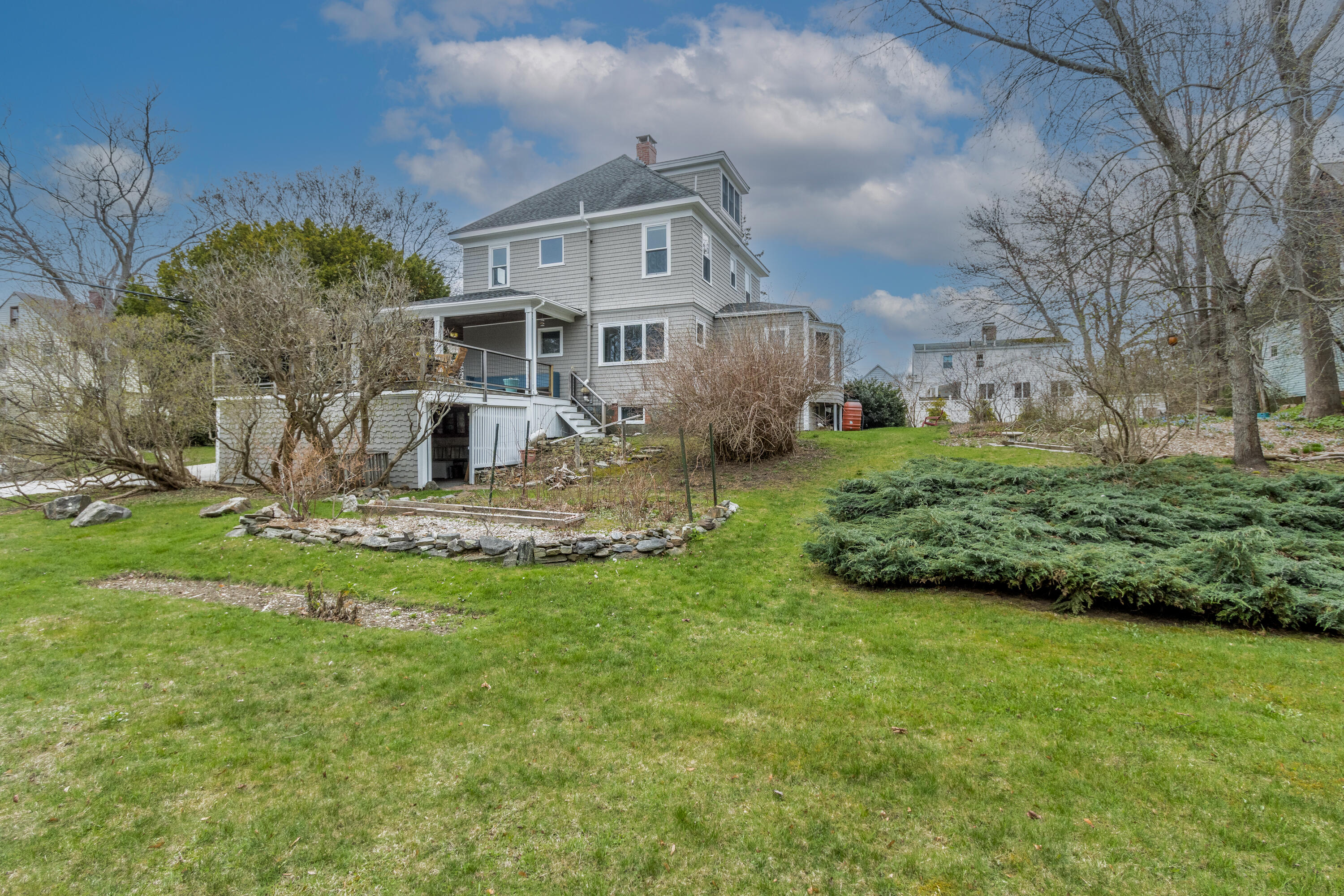 41 Warren Avenue