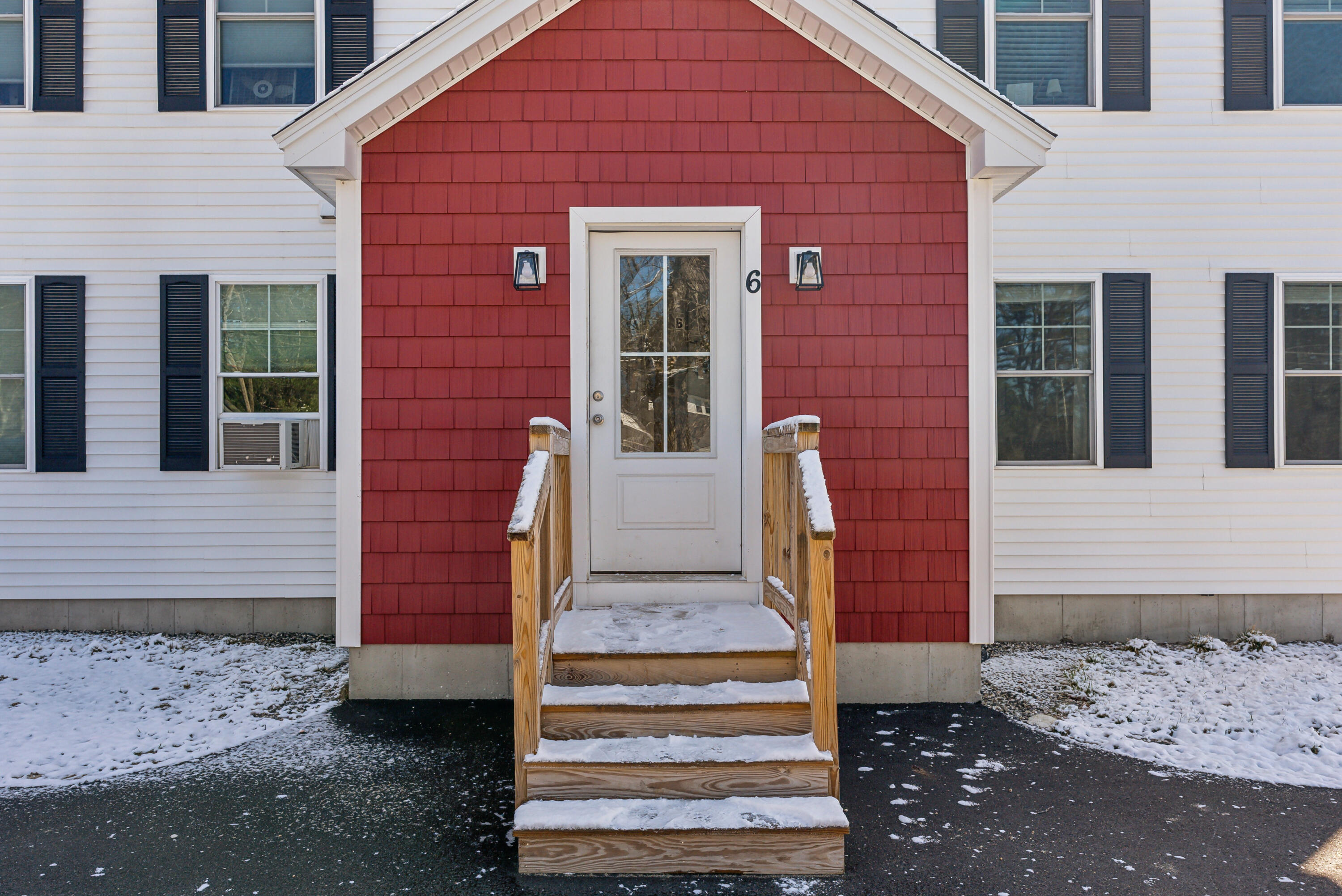 6 Lewiston Road