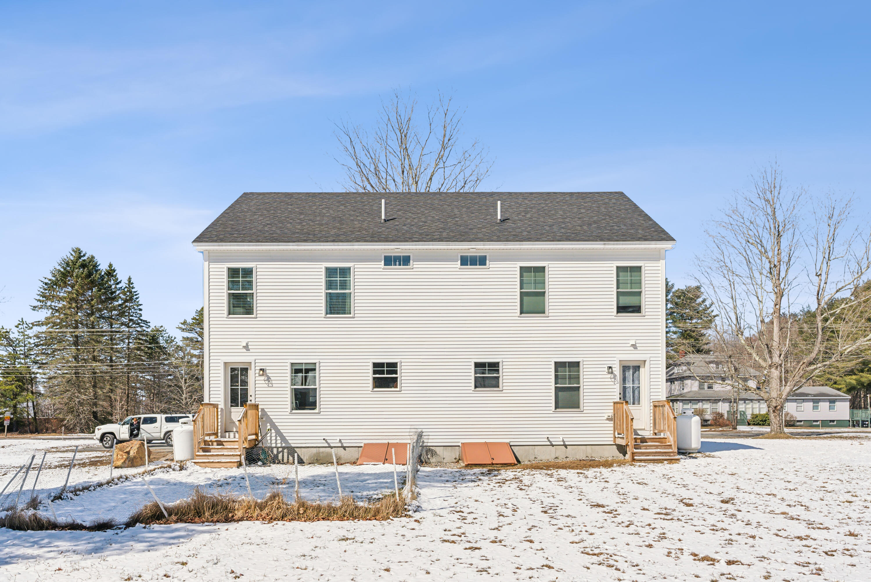 6 Lewiston Road