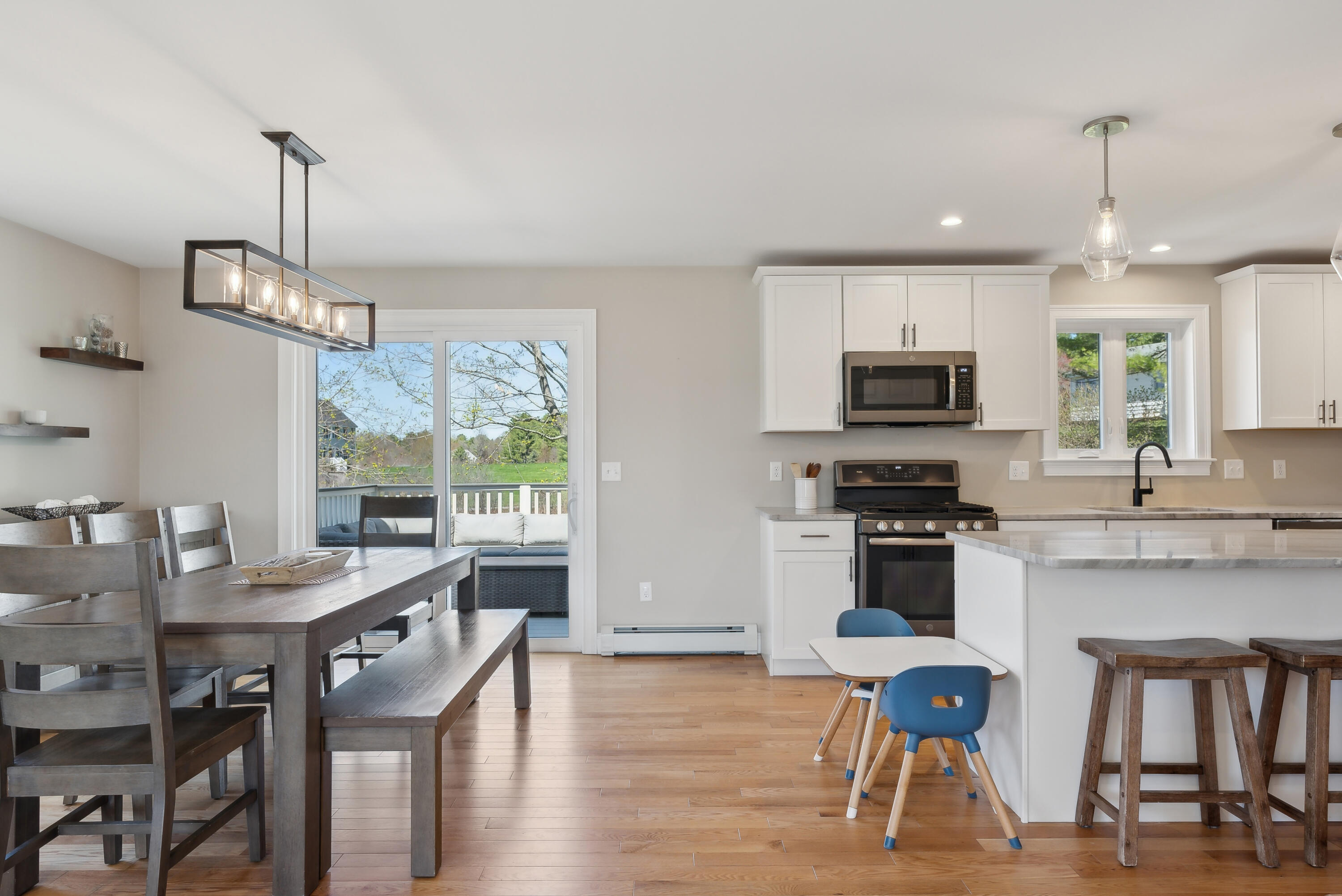 26 Stillwater Drive, 4