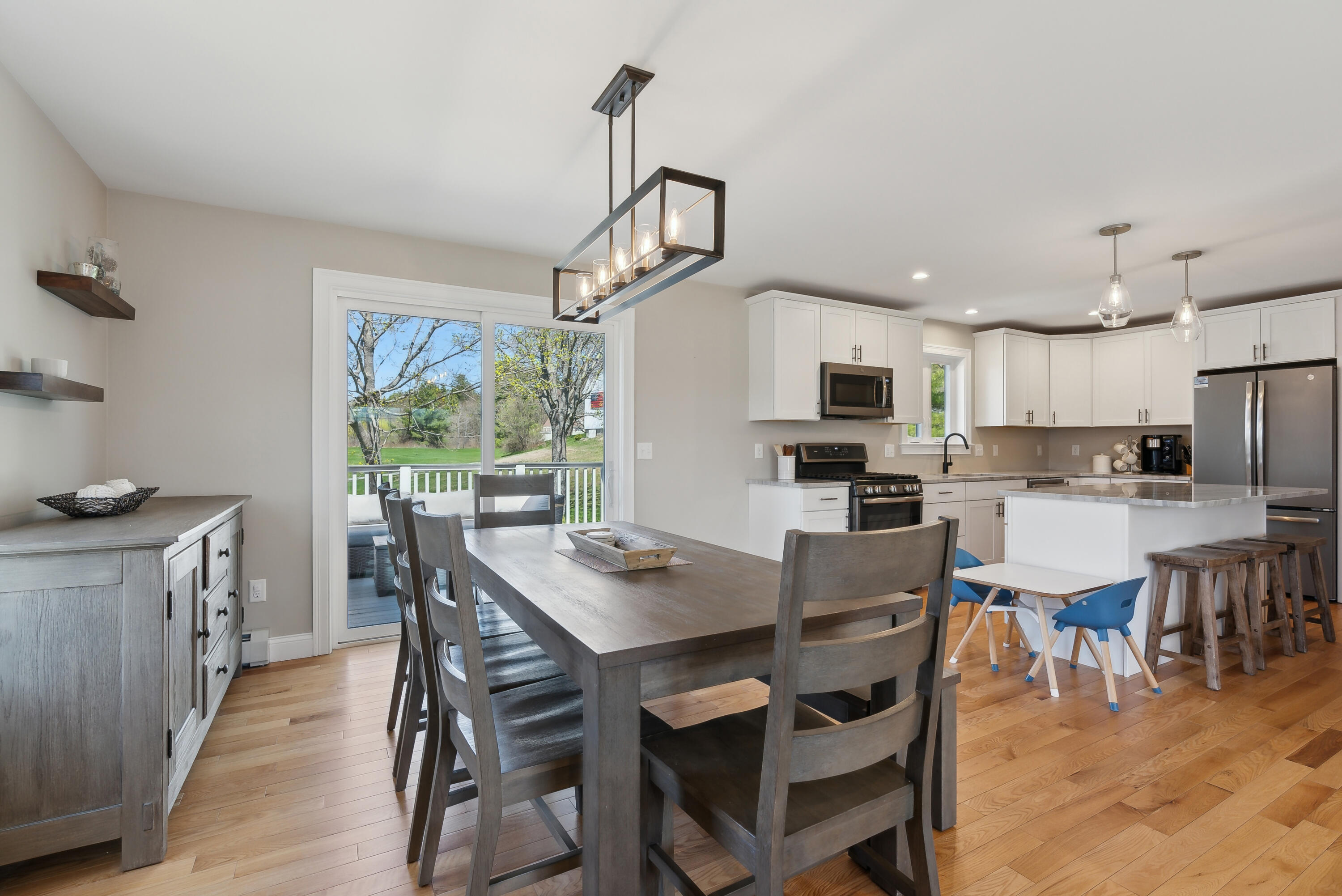 26 Stillwater Drive, 4