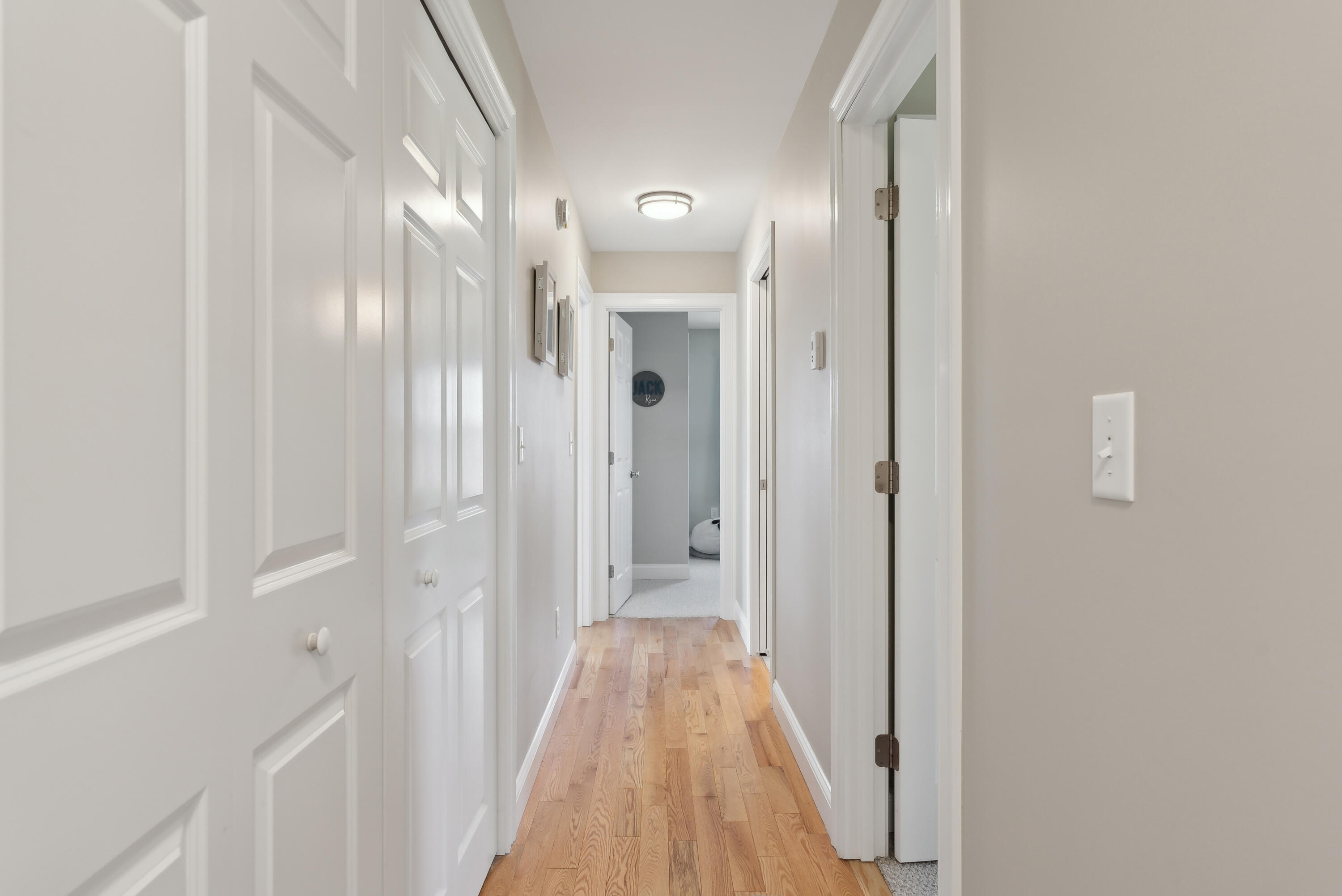 26 Stillwater Drive, 4