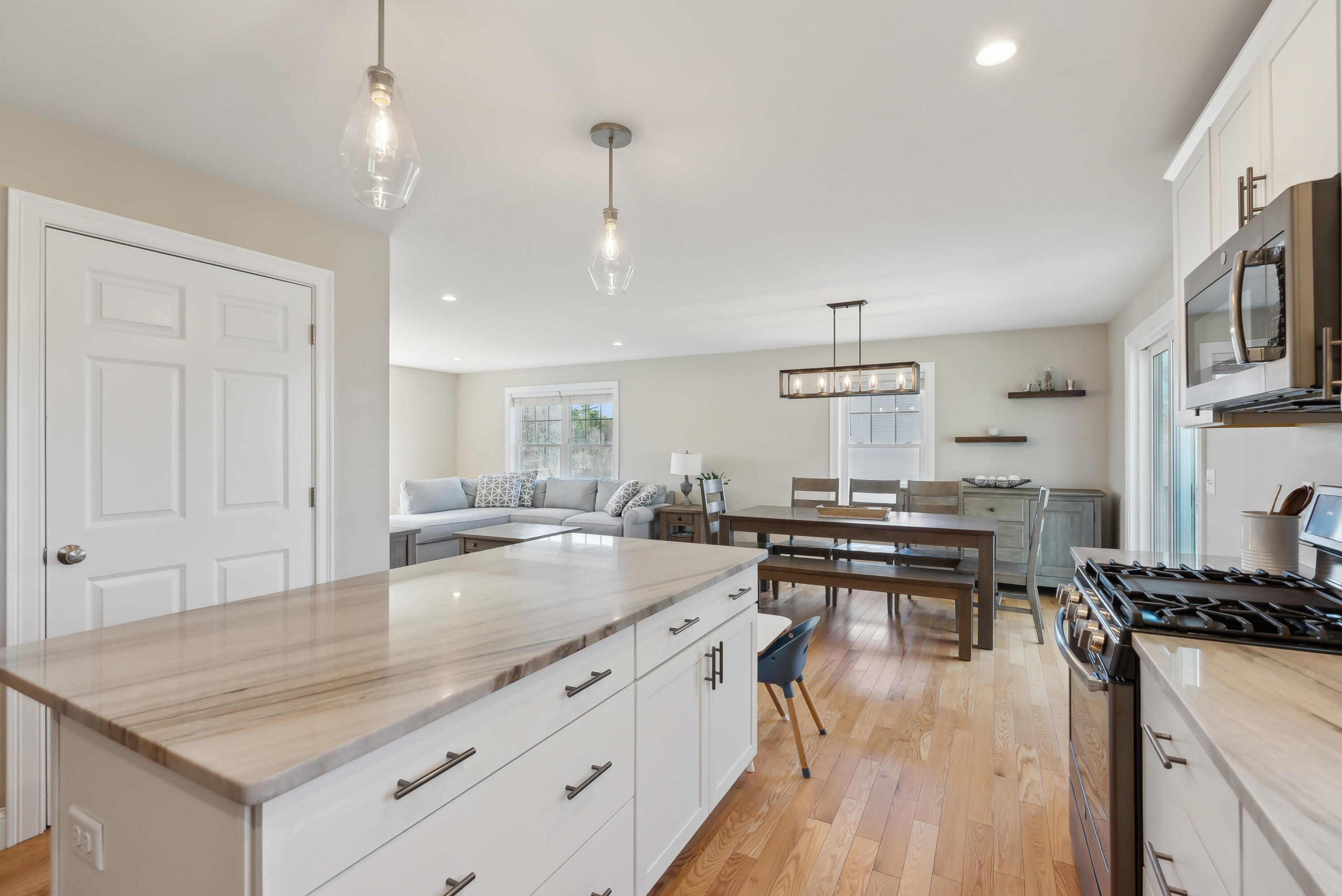 26 Stillwater Drive, 4