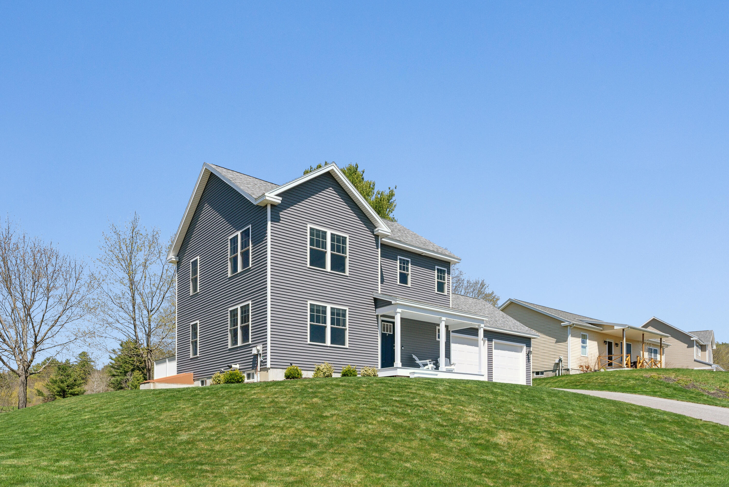 26 Stillwater Drive, 4