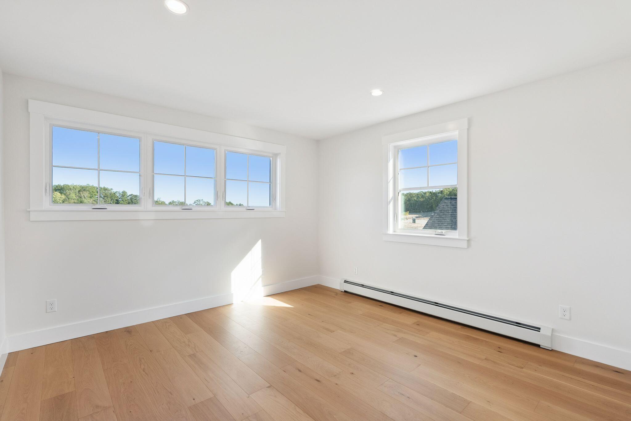 9 Feldspar Lane, 5