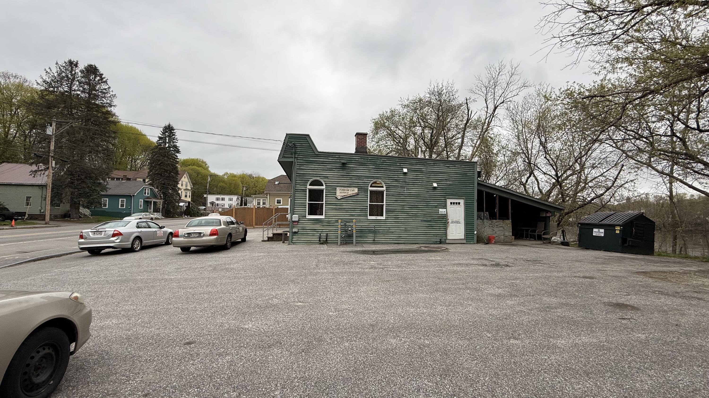 140 Riverside Drive
