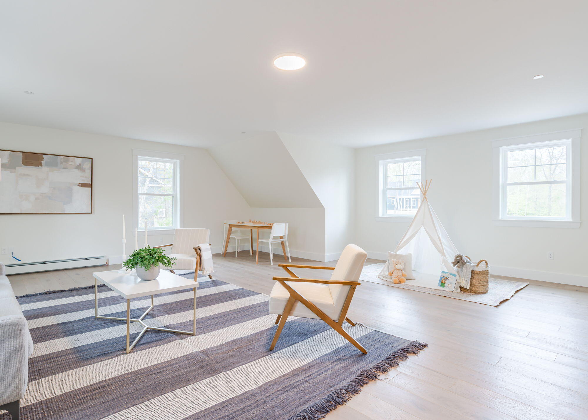 18 Aerie Drive