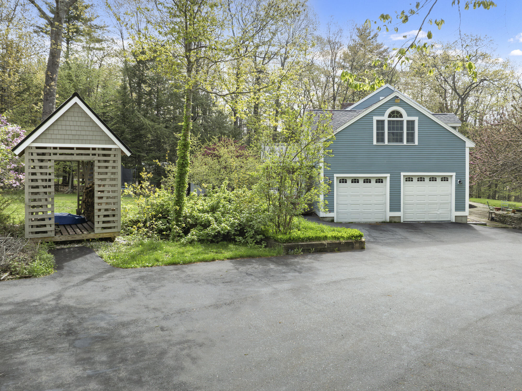 550 Ledge Road