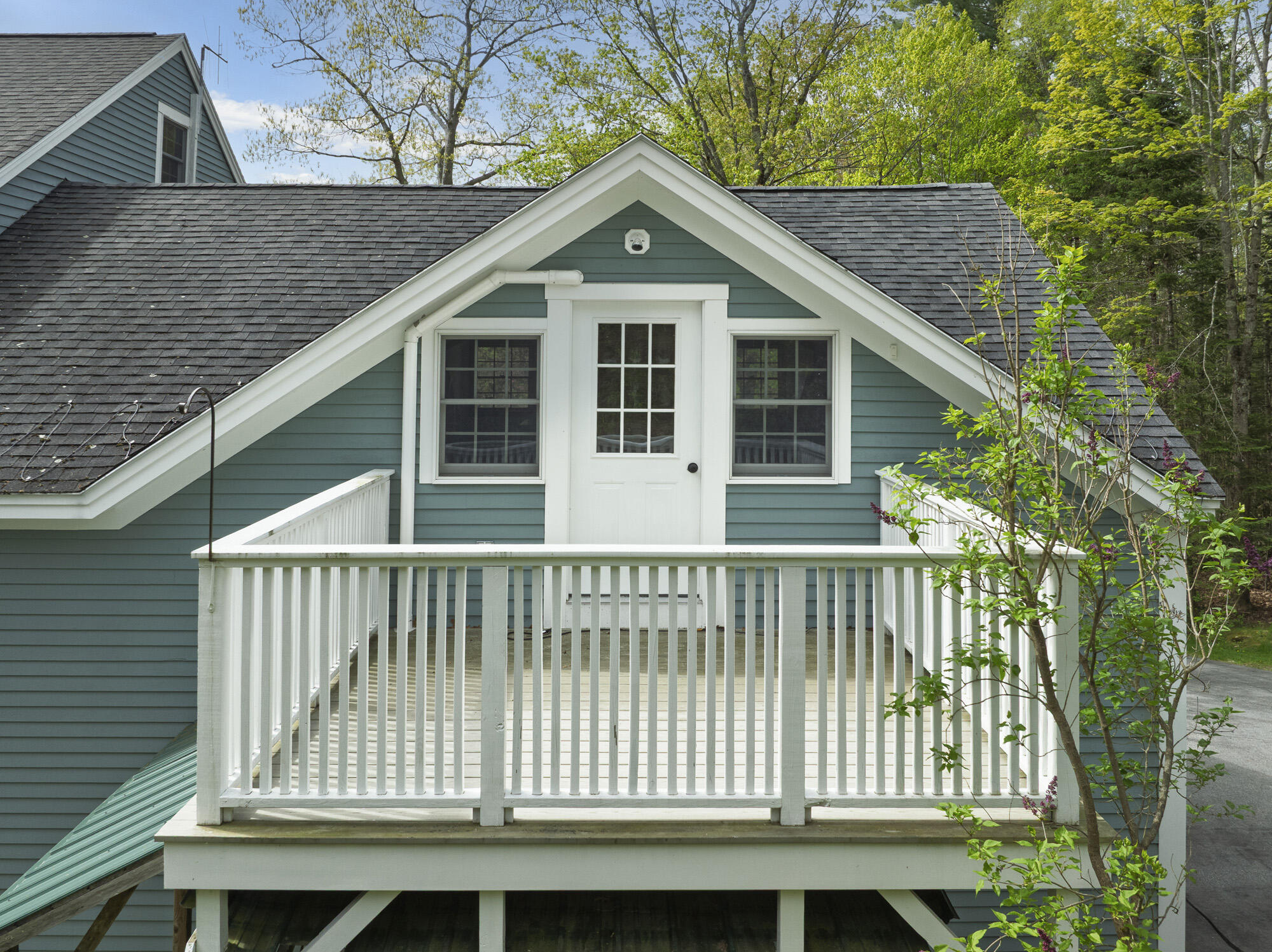 550 Ledge Road