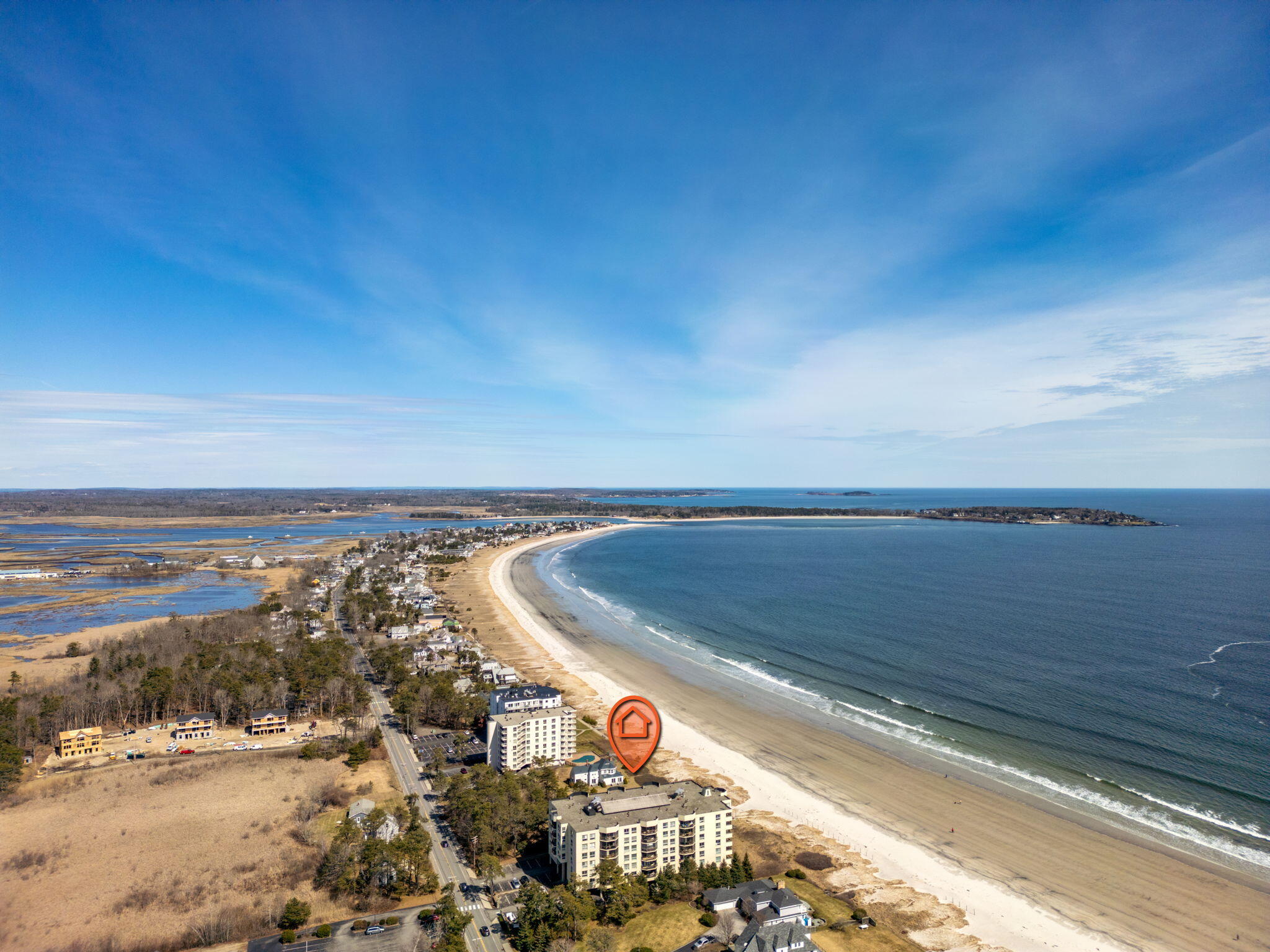 215 E Grand Avenue, 206