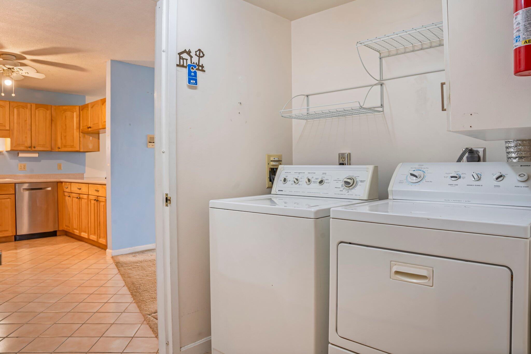 215 E Grand Avenue, 206