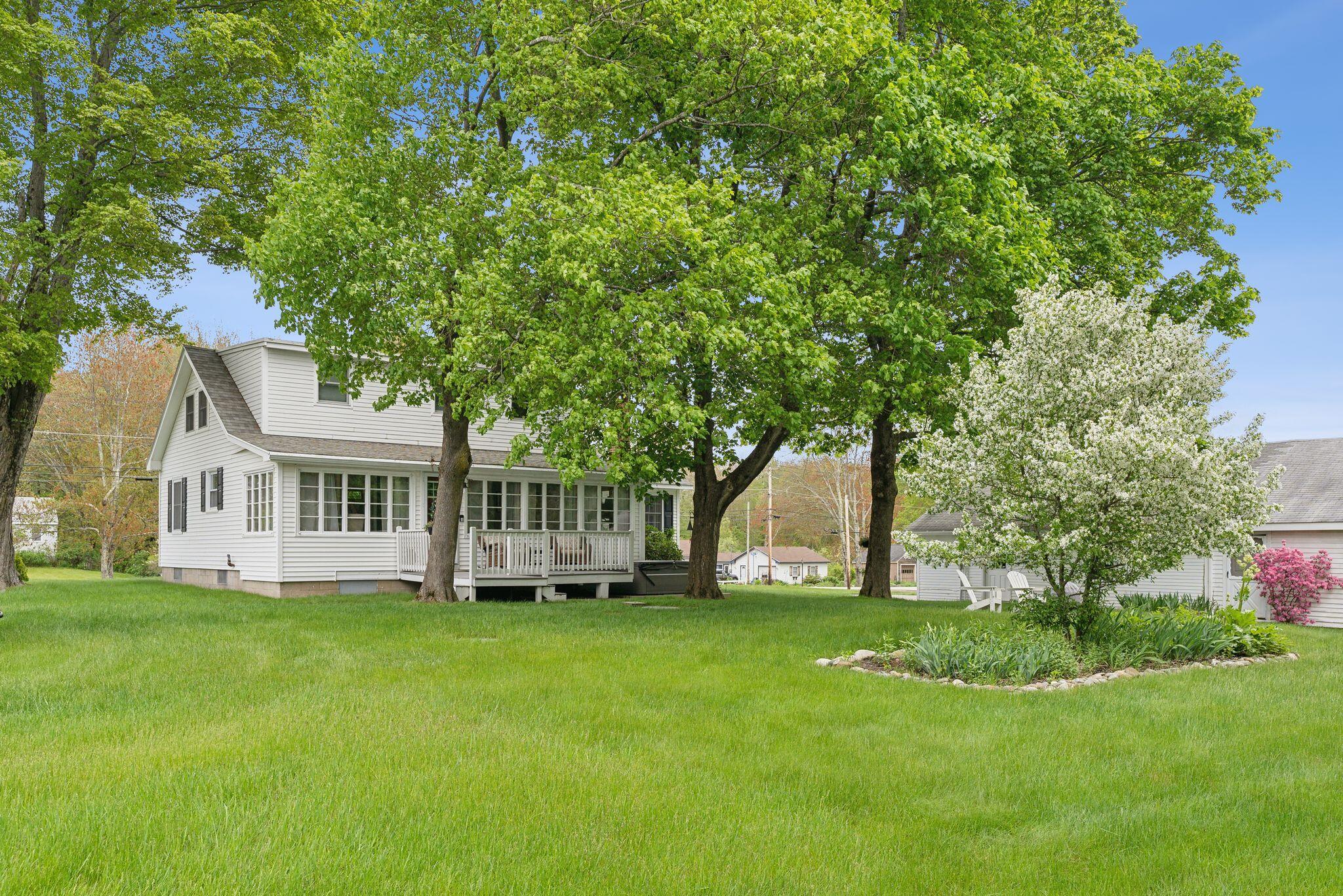 24 Ross Road