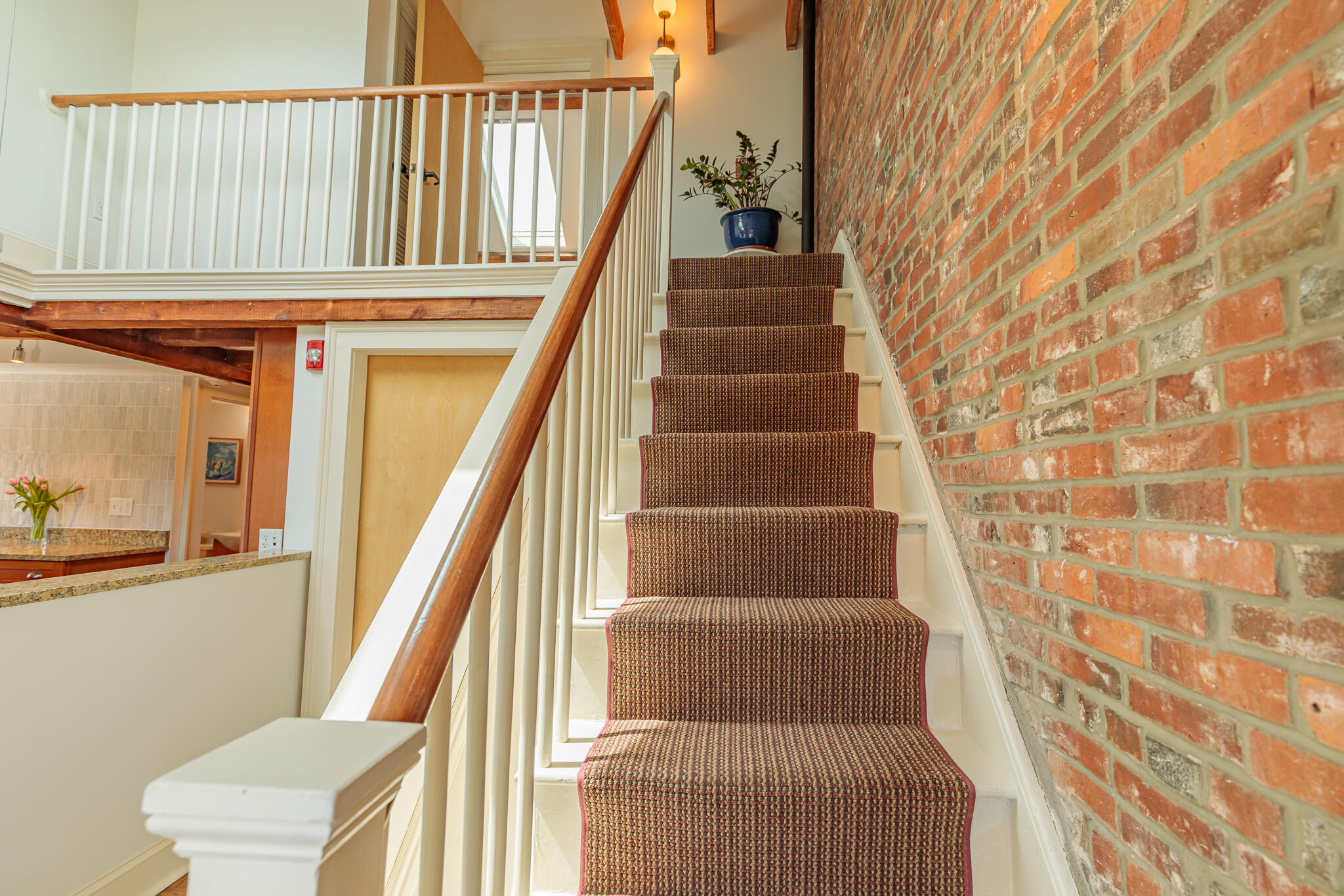 32 Pleasant Street, 3