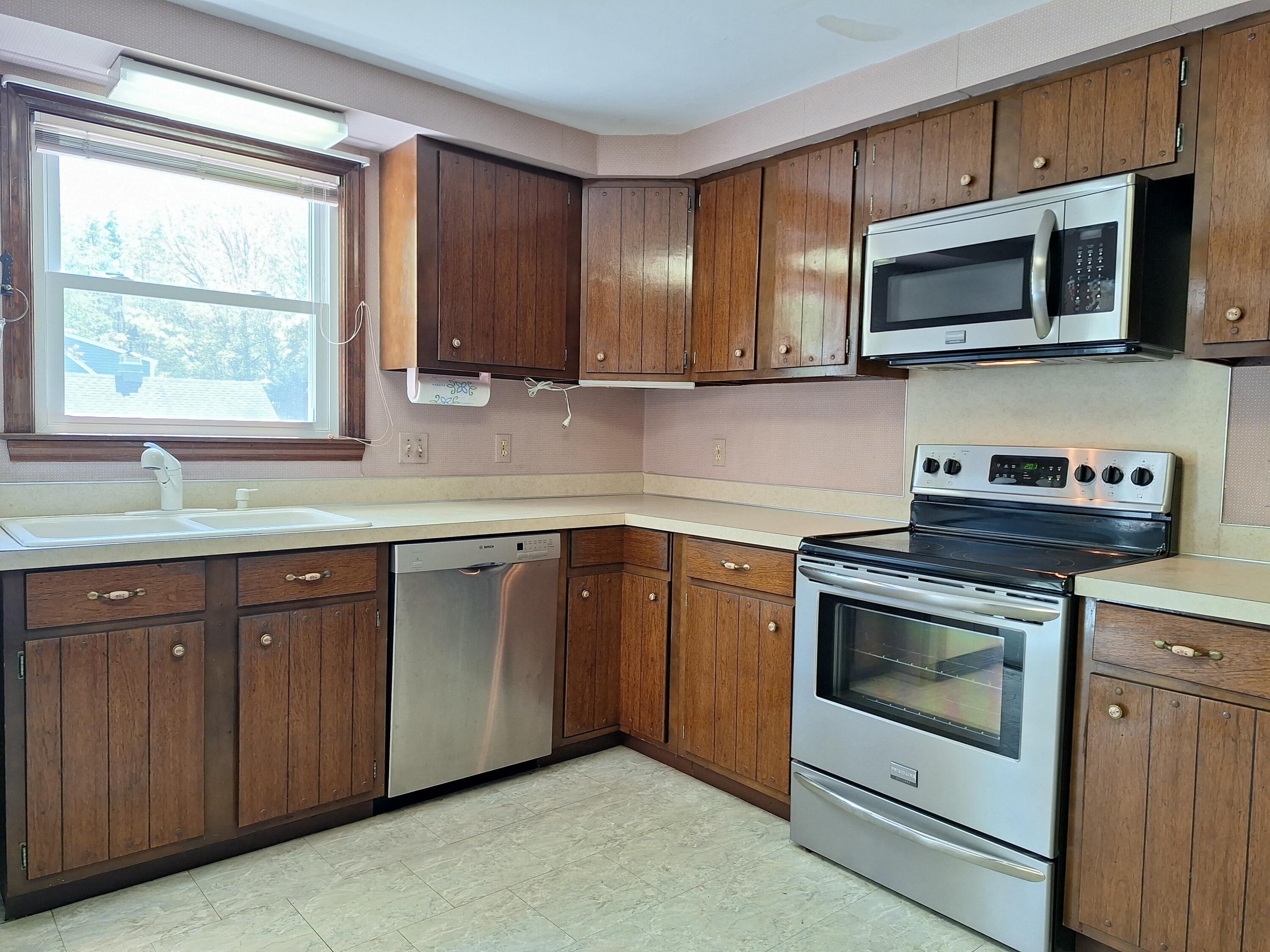 2 Gunstock Road