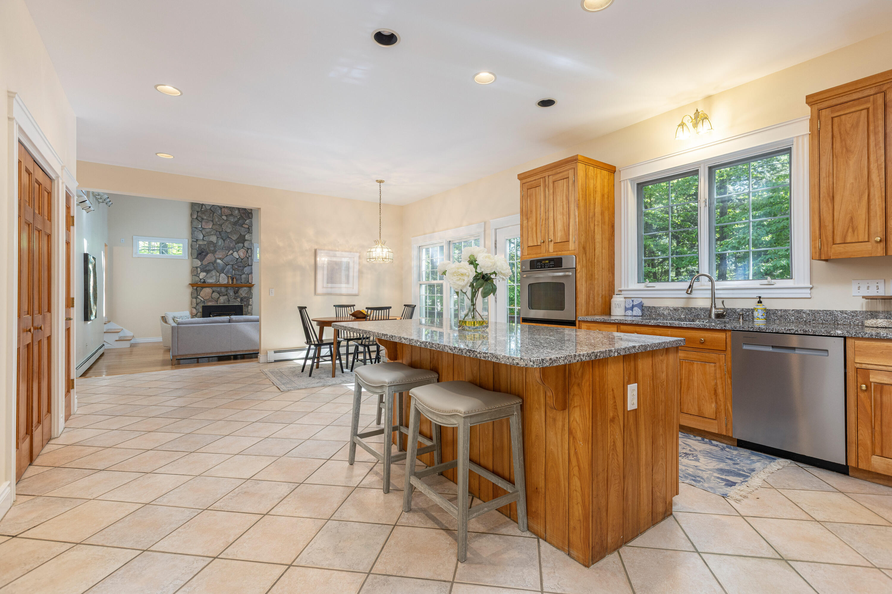 148 Hunter Way