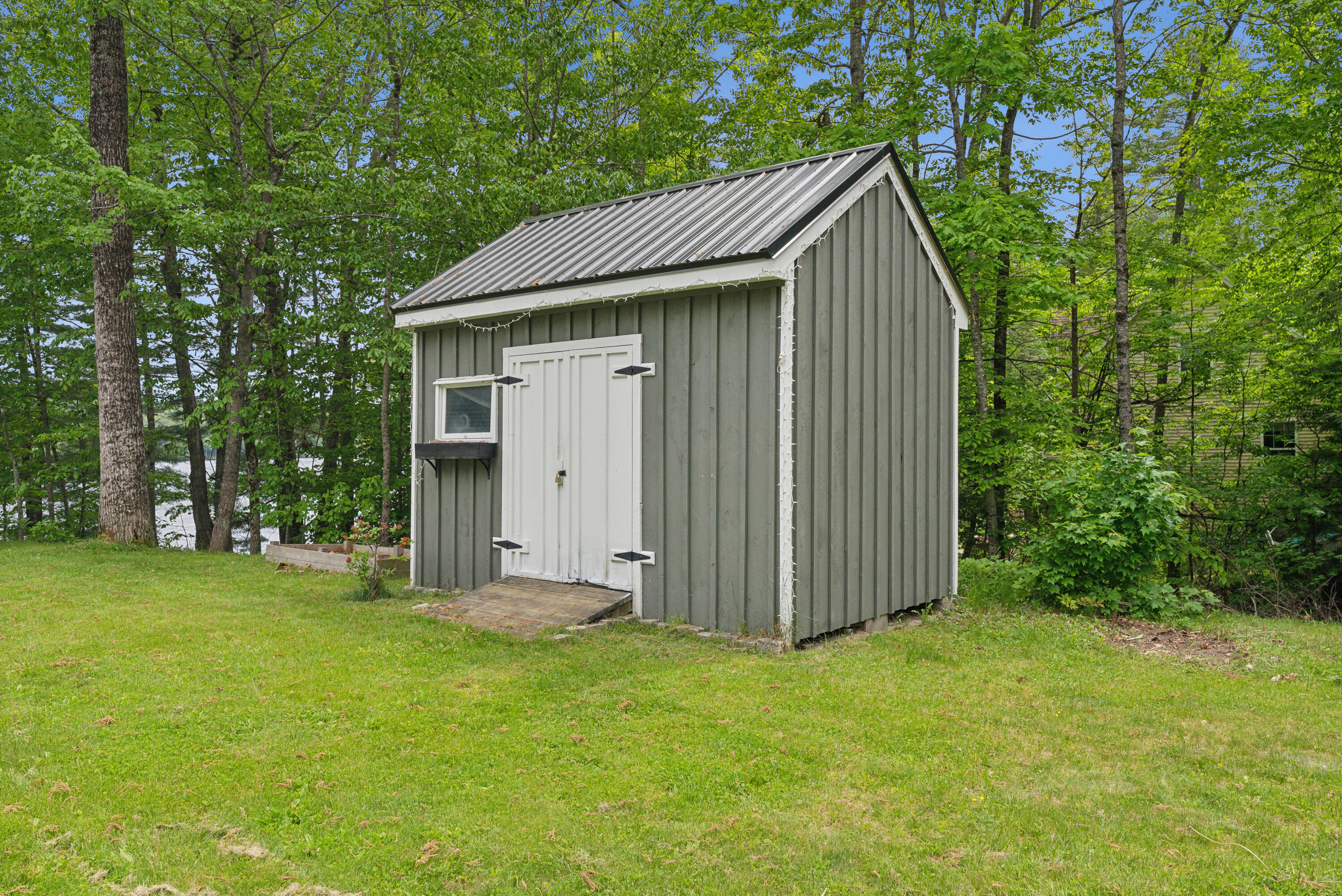 37 Scott Drive
