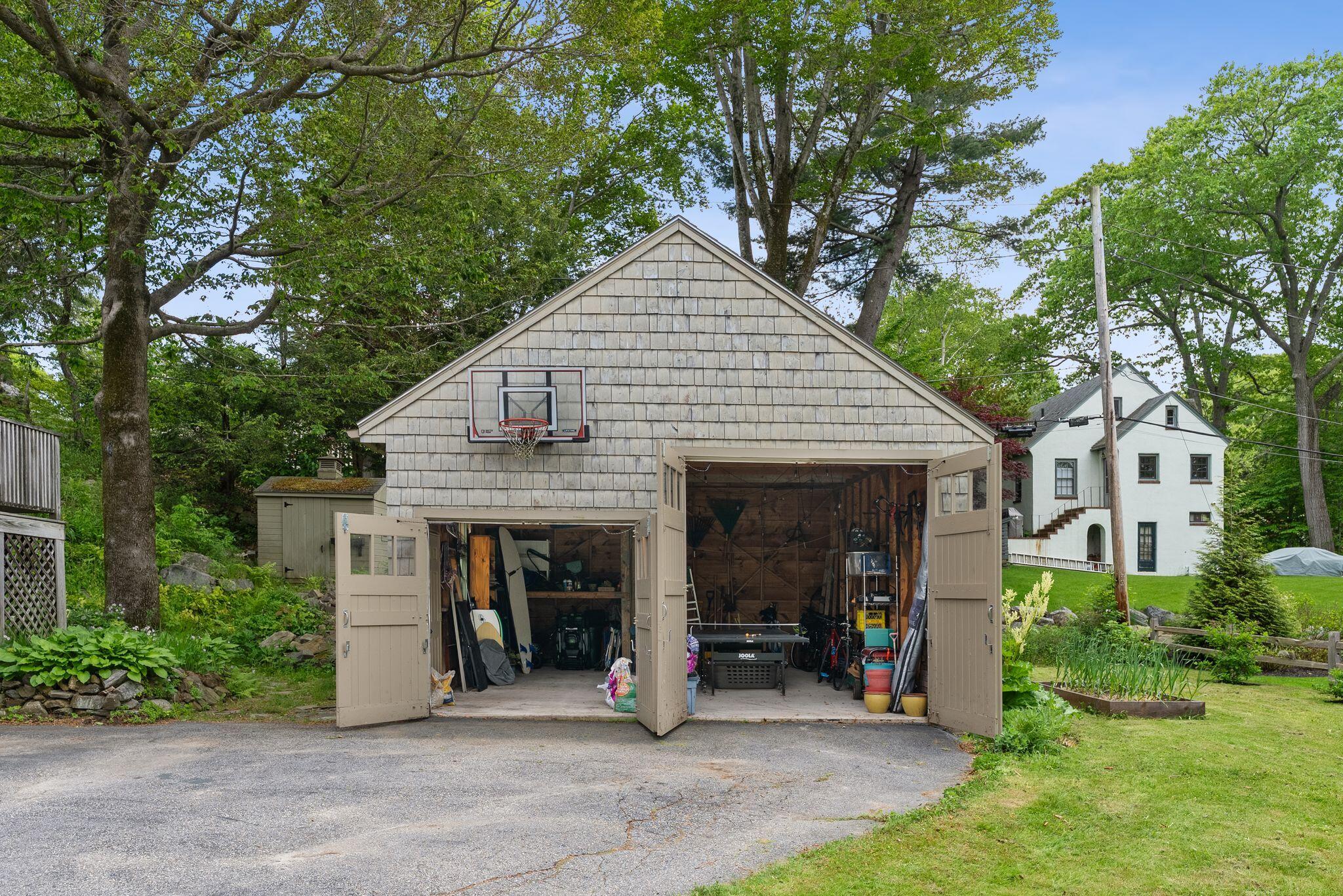 20 Elmwood Road